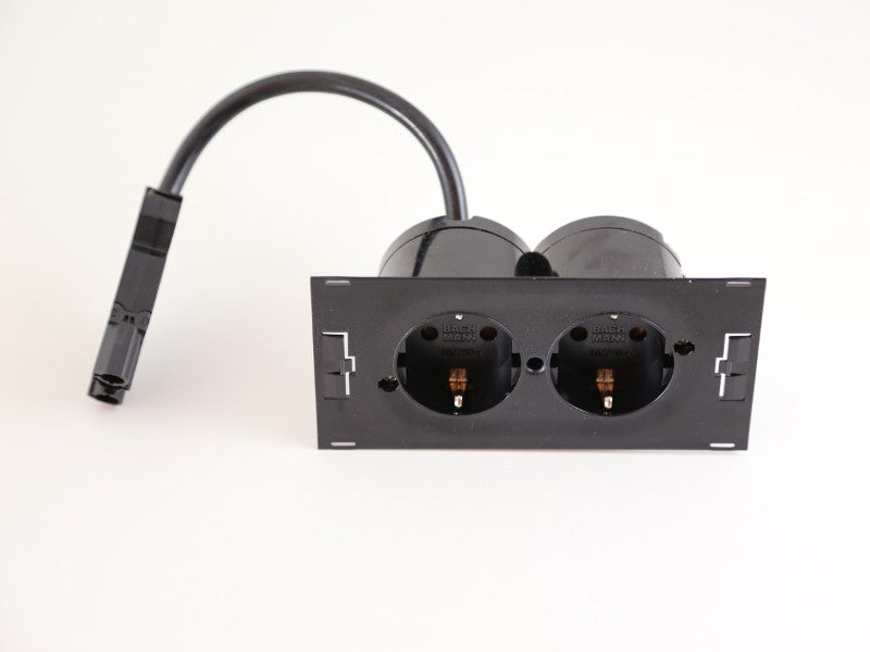 Bachmann DUE Einbausteckdosenleiste, 2×Schuko (Typ F), Einbau, Eingang Wieland GST18i3, 0,2 m – Schwarz