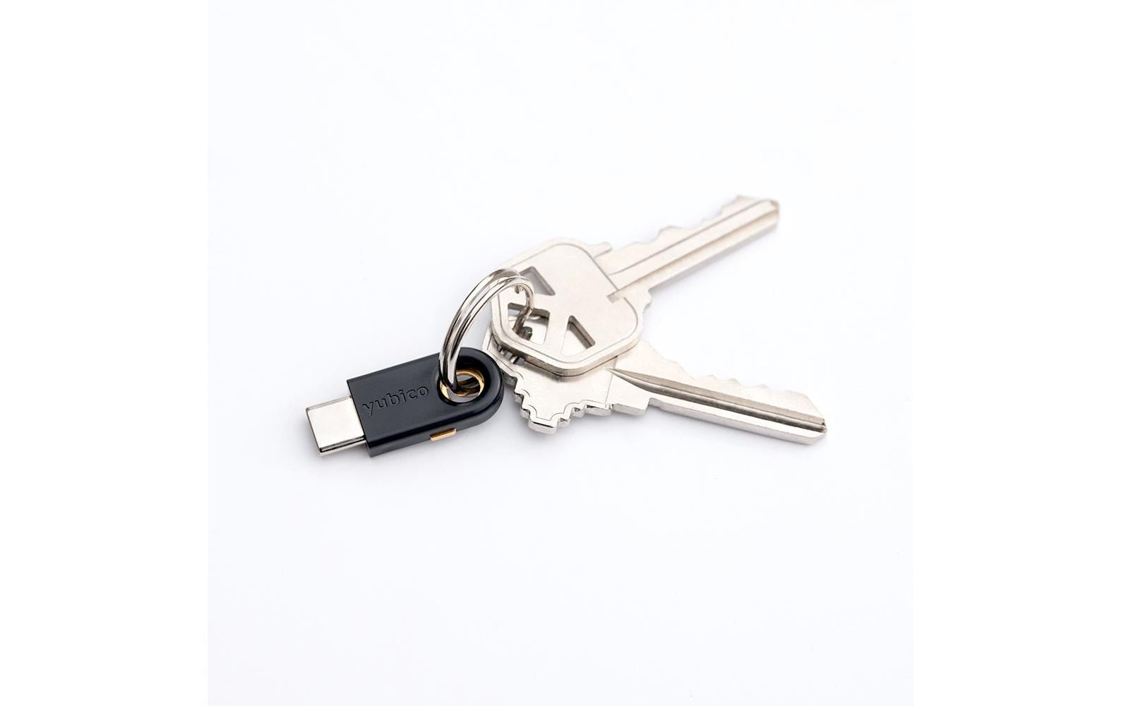 Yubico FIDO-HID-Gerät YubiKey 5C FIPS – für Windows, macOS, Chrome OS u. a., schwarz, IP68