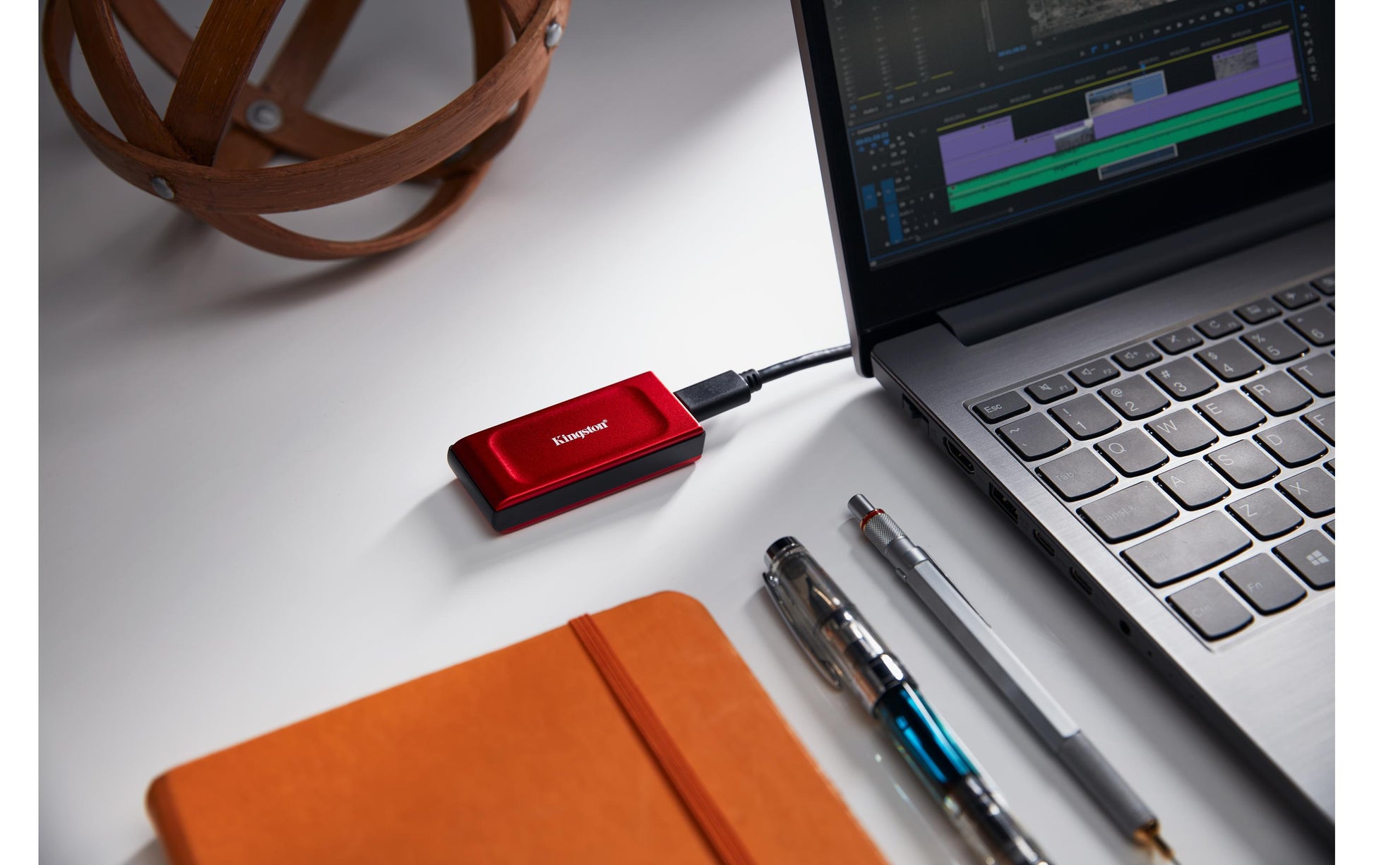 Kingston Technology Kingston XS1000 Speichergerät – 1 TB, USB 3.2 Gen 2, Lesegeschwindigkeit 1050 MB/s