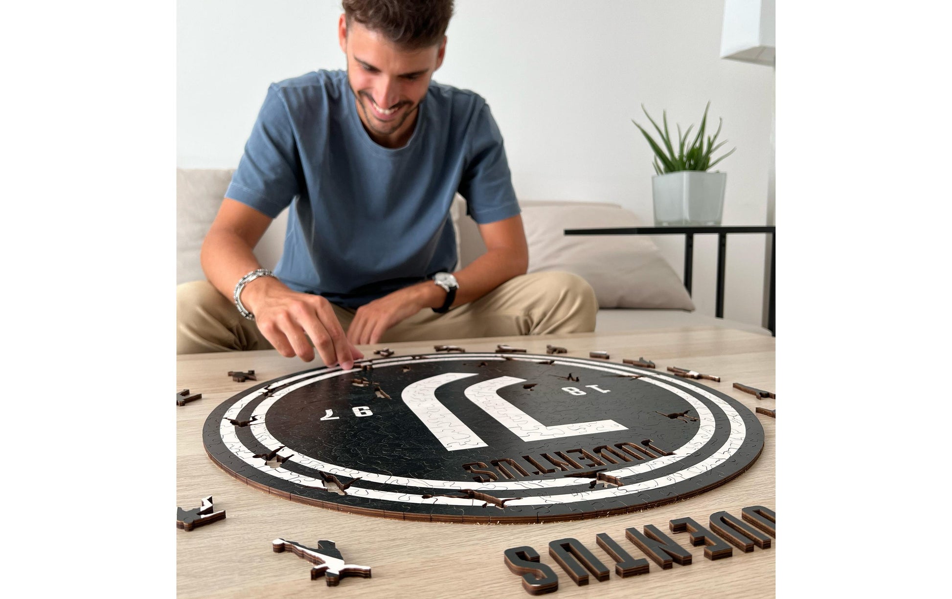 Iconic Puzzles Juventus FC Logo – Holz-Puzzle, ab 10 Jahren