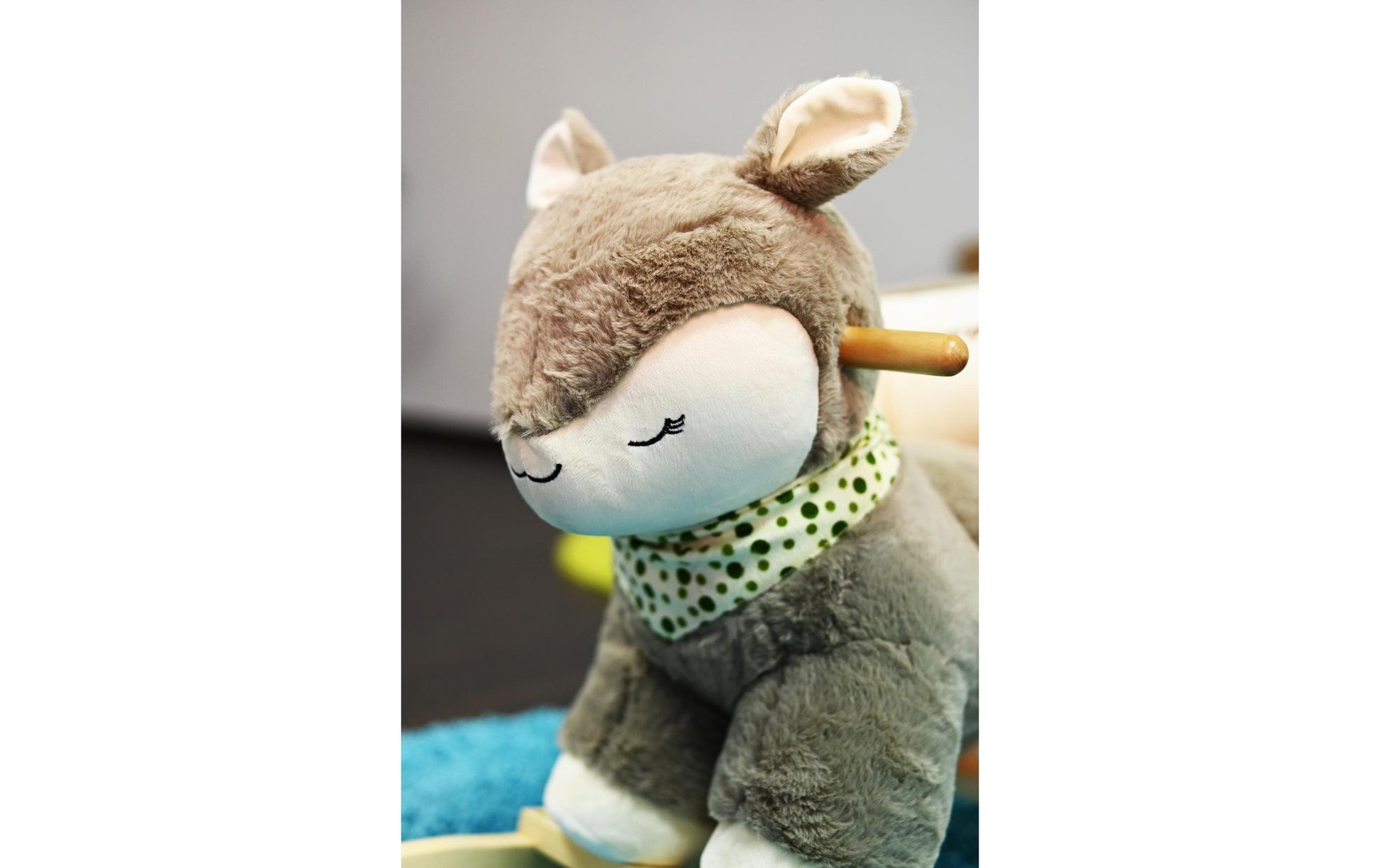 Knorrtoys Schaukeltier Reh – 52 cm – ab 10 Monaten – Plüsch, Polyester, Holz