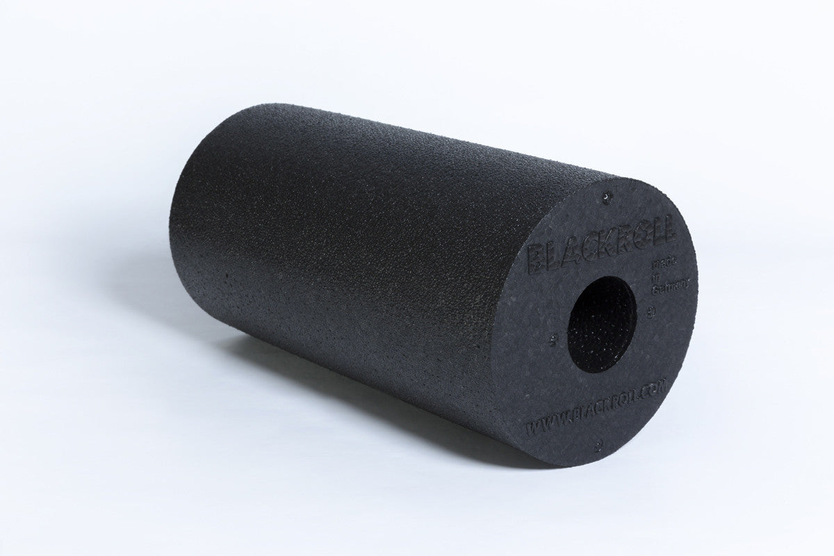 Blackroll Faszienrolle Standard – Hart – 30 × 15 cm, 1 Stk – schwarz