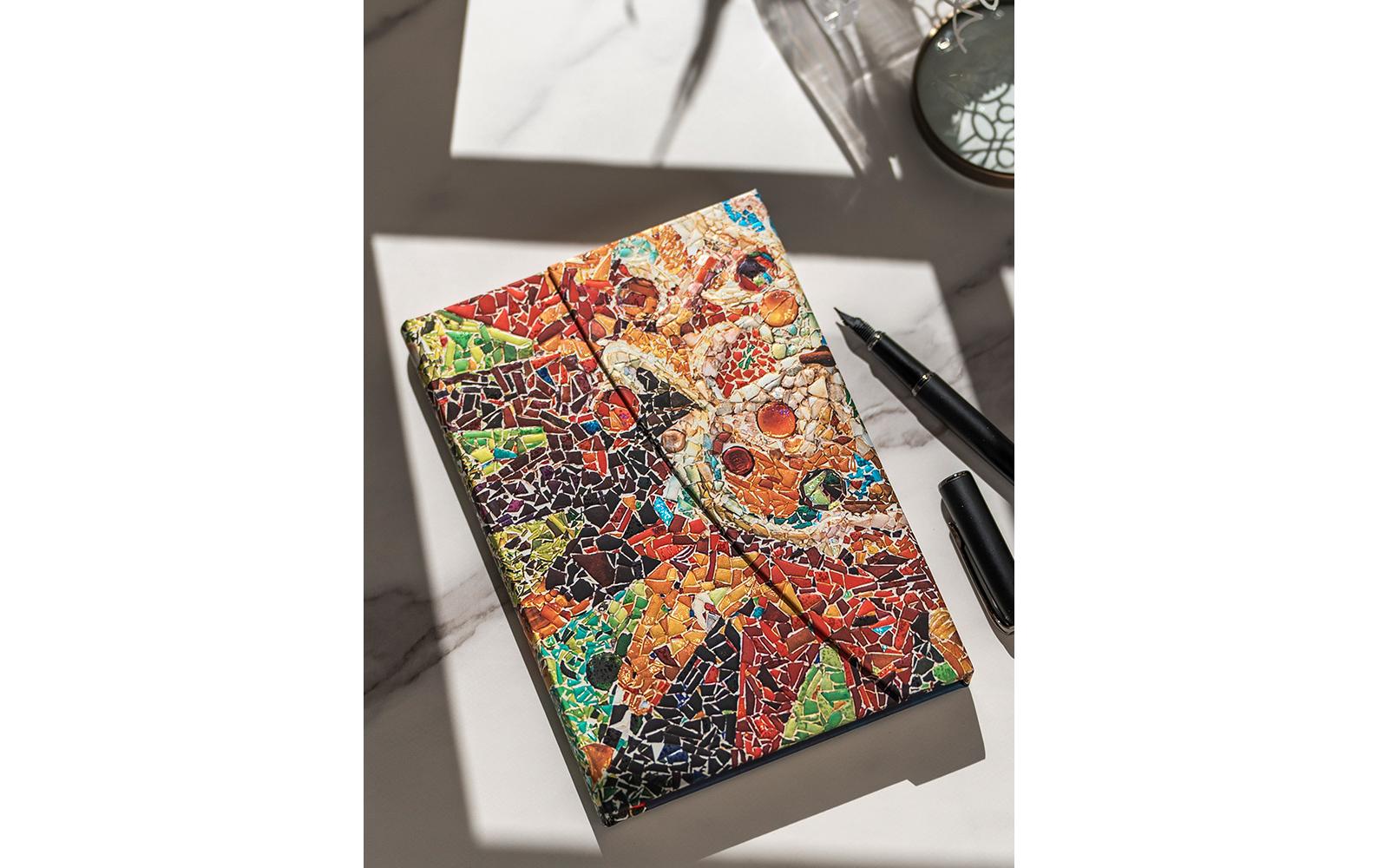 Paperblanks Gaudis Sonne Notizbuch – 95 × 140 mm – liniert – 176 Blatt – 85 g/m² – Hardcover, orange