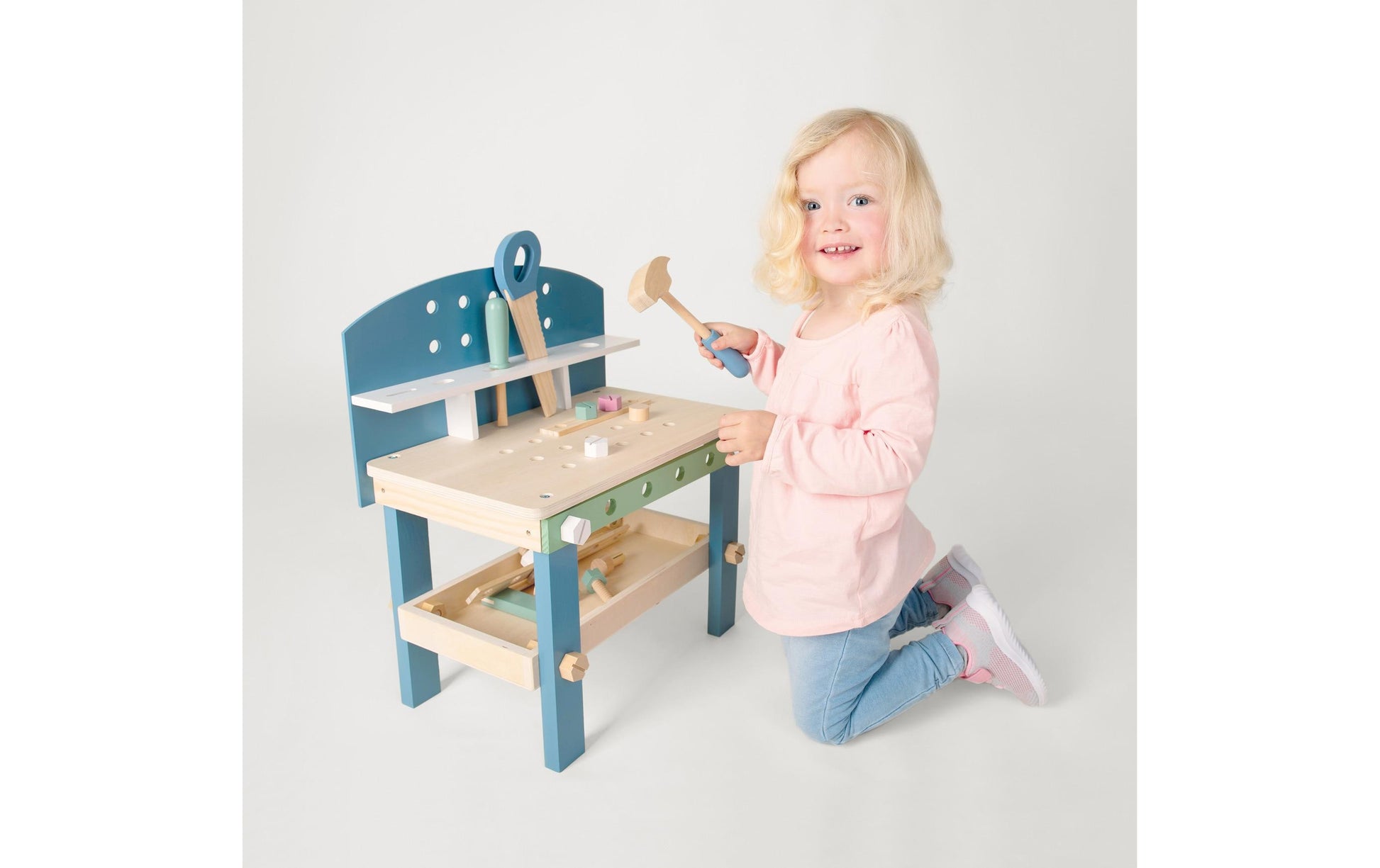 Small foot Kompakte Werkbank Nordic – 45 × 52 × 28 cm – ab 3 Jahren – Holz – Mehrfarbig
