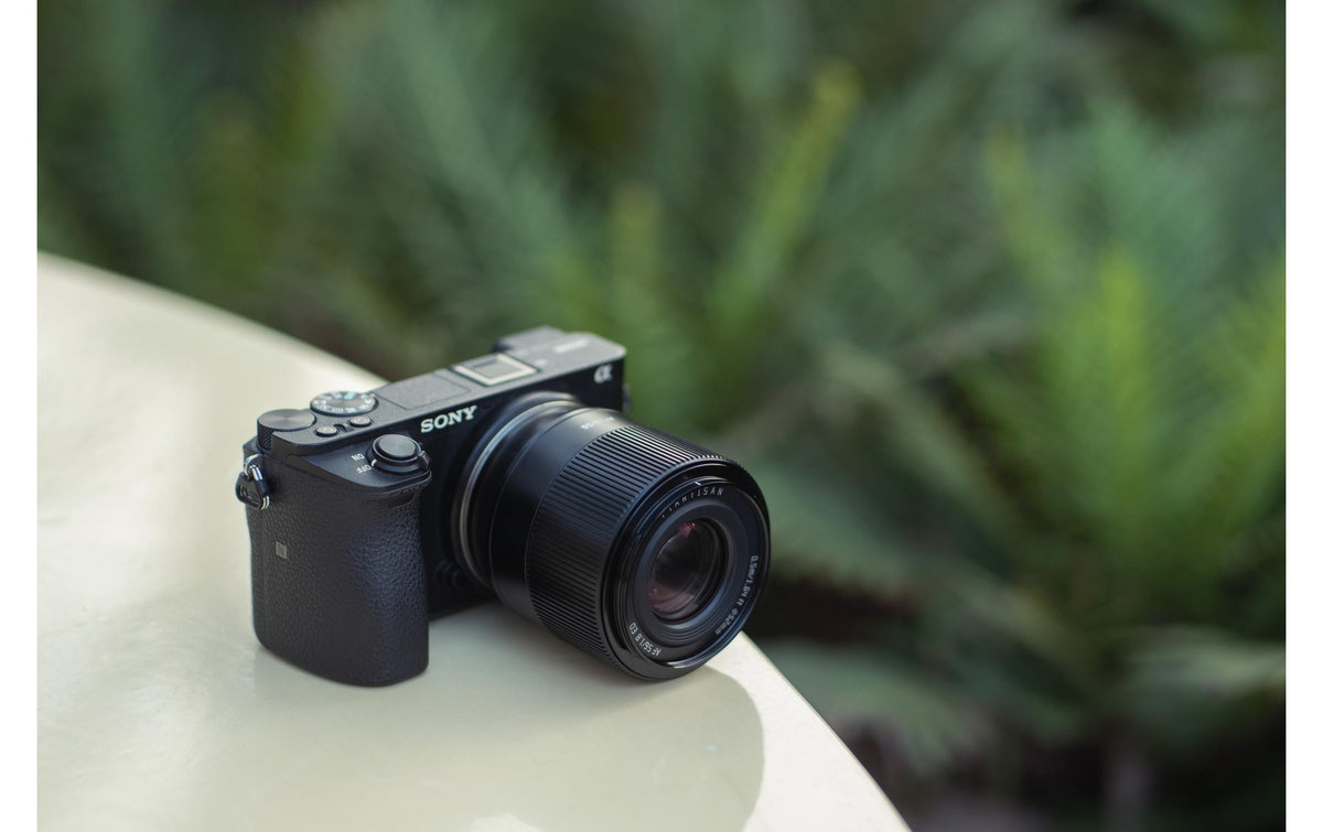 TTArtisan AF 56 mm f/1.8 Festbrennweite – für Fujifilm X-Mount – 52 mm Filter, 0,50 m Naheinstellgrenze