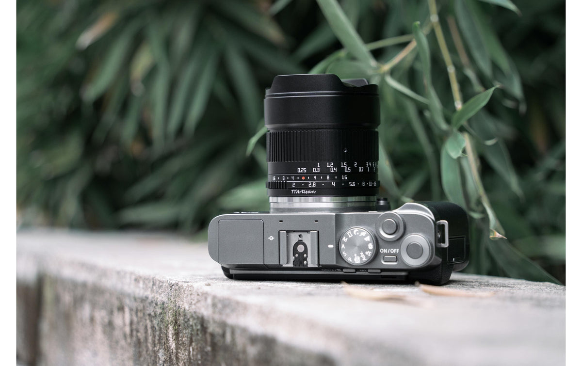 TTArtisan 10 mm f/2 MFT-Bajonett – Ultraweitwinkelobjektiv – manuell, 72 mm Filter – für Olympus, Panasonic