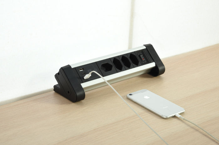 M. Schönenberger 85.860.4AL Tischsteckdosenleiste, 4×T13, 1×USB-A + 1×USB-C, mit Schalter – Silber/Schwarz