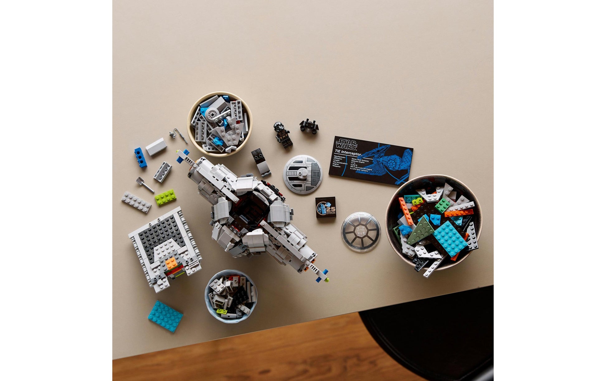 LEGO Star Wars Tie Interceptor 3D-Puzzle – 1931 Teile – 40 × 32 × 33 cm – ab 18 Jahren