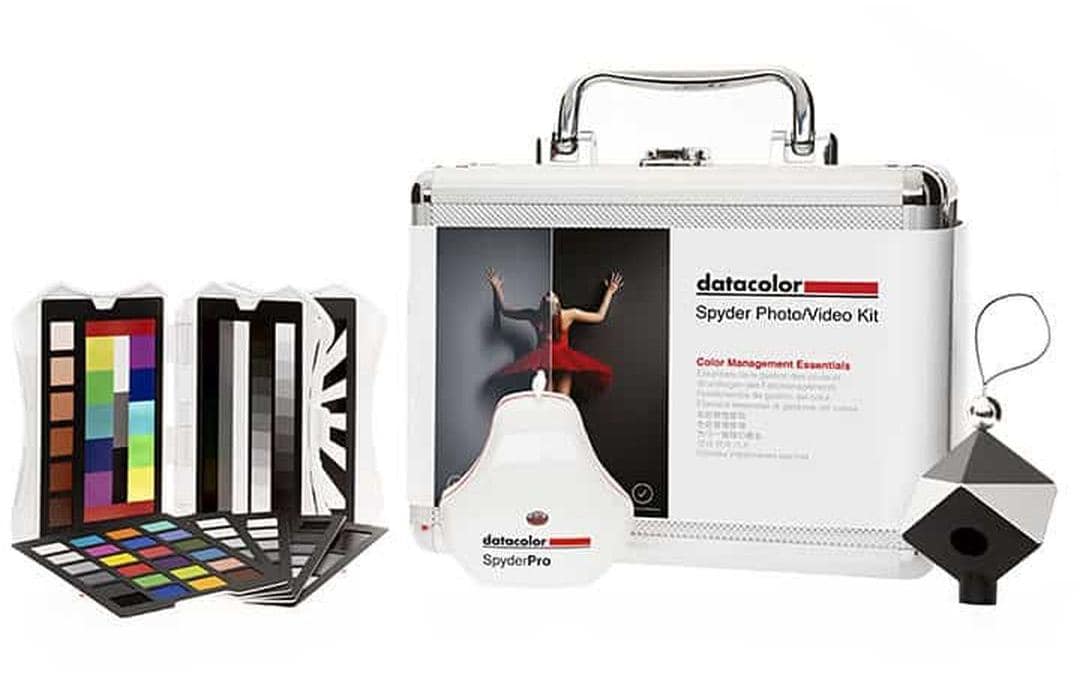 Datacolor SPK-PV125 Foto/Video-Kalibrierungs-Kit – SpyderPro, Cube, Checkr, Koffer – für Kamera, Monitor