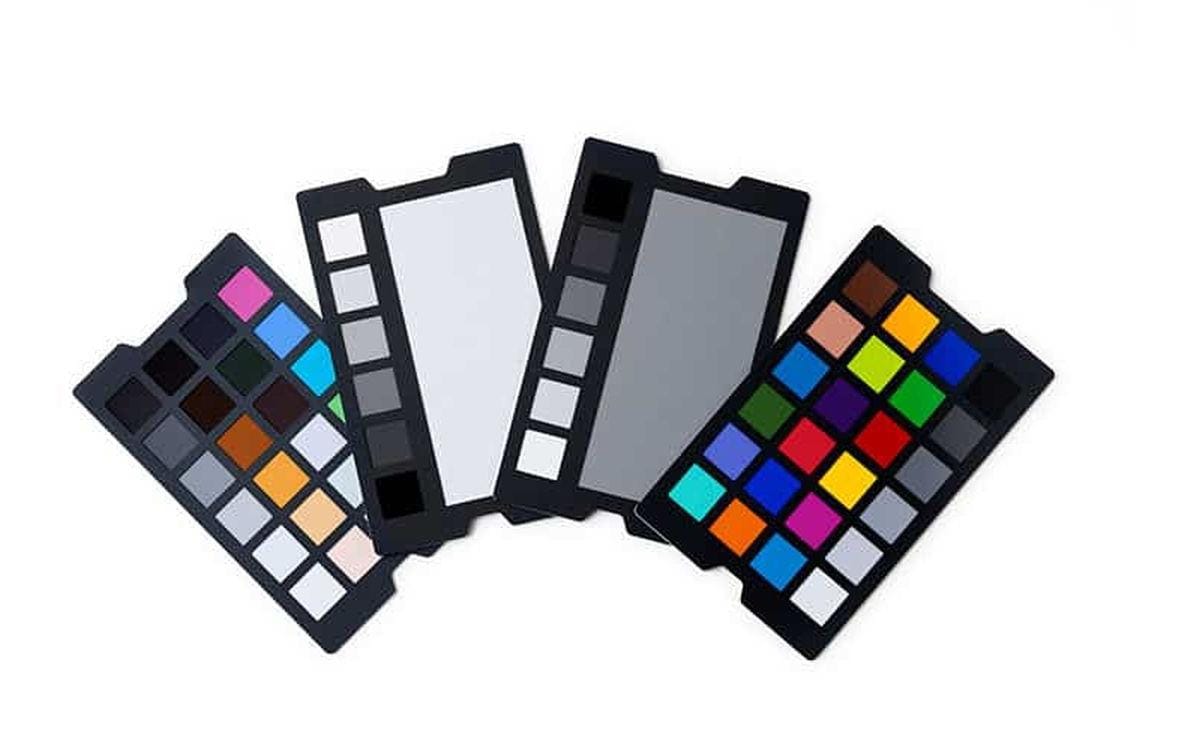 Datacolor SPK-PV125 Foto/Video-Kalibrierungs-Kit – SpyderPro, Cube, Checkr, Koffer – für Kamera, Monitor