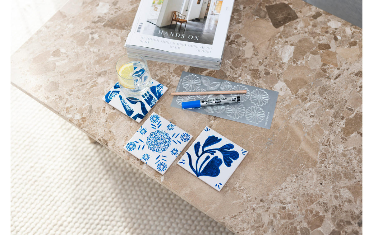 Creativ Company Bastelset – Porzellanuntersetzer bemalen – Porzellan, Blau