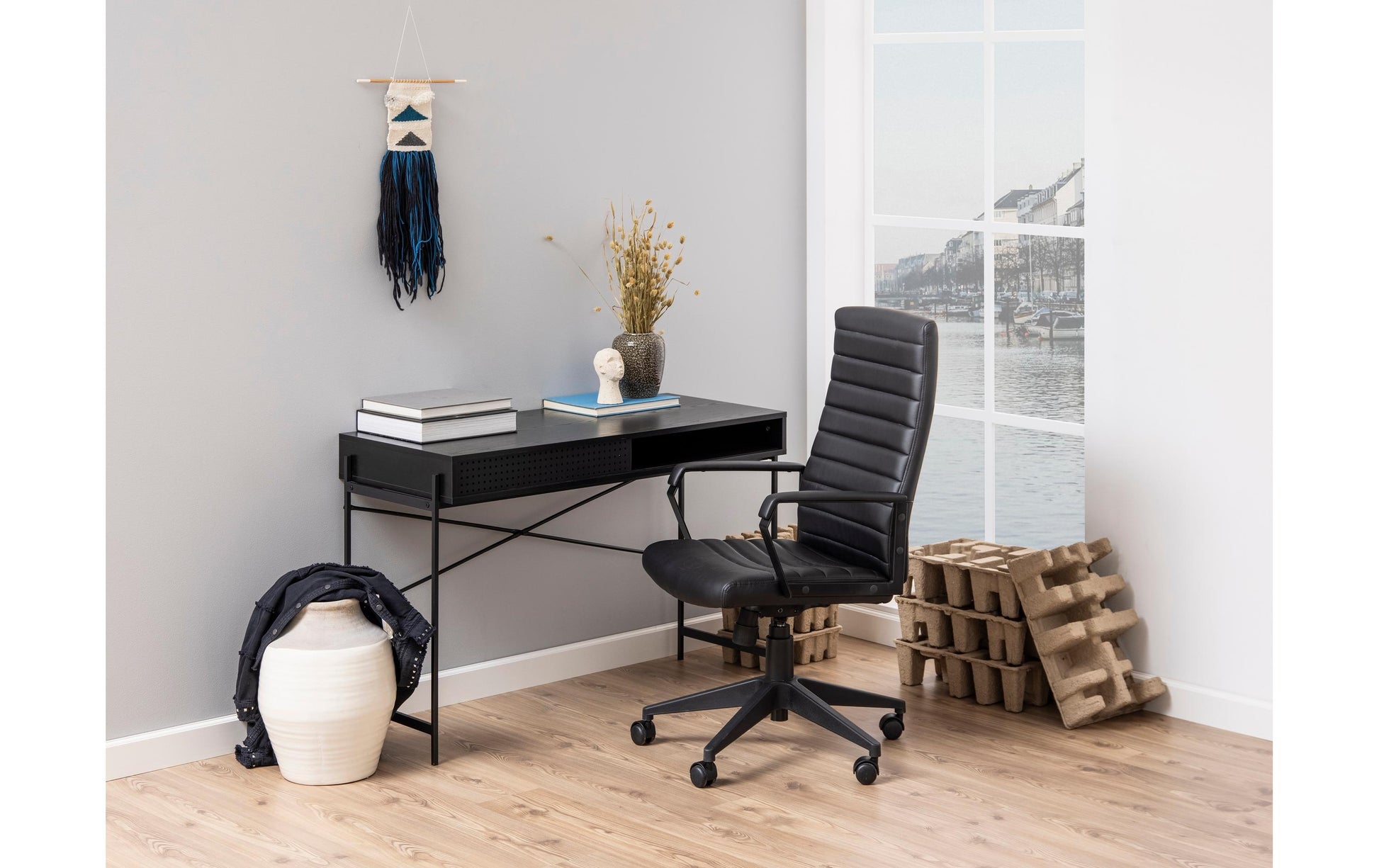 Actona Stehtisch – 110 × 50 × 75 cm – Schwarz