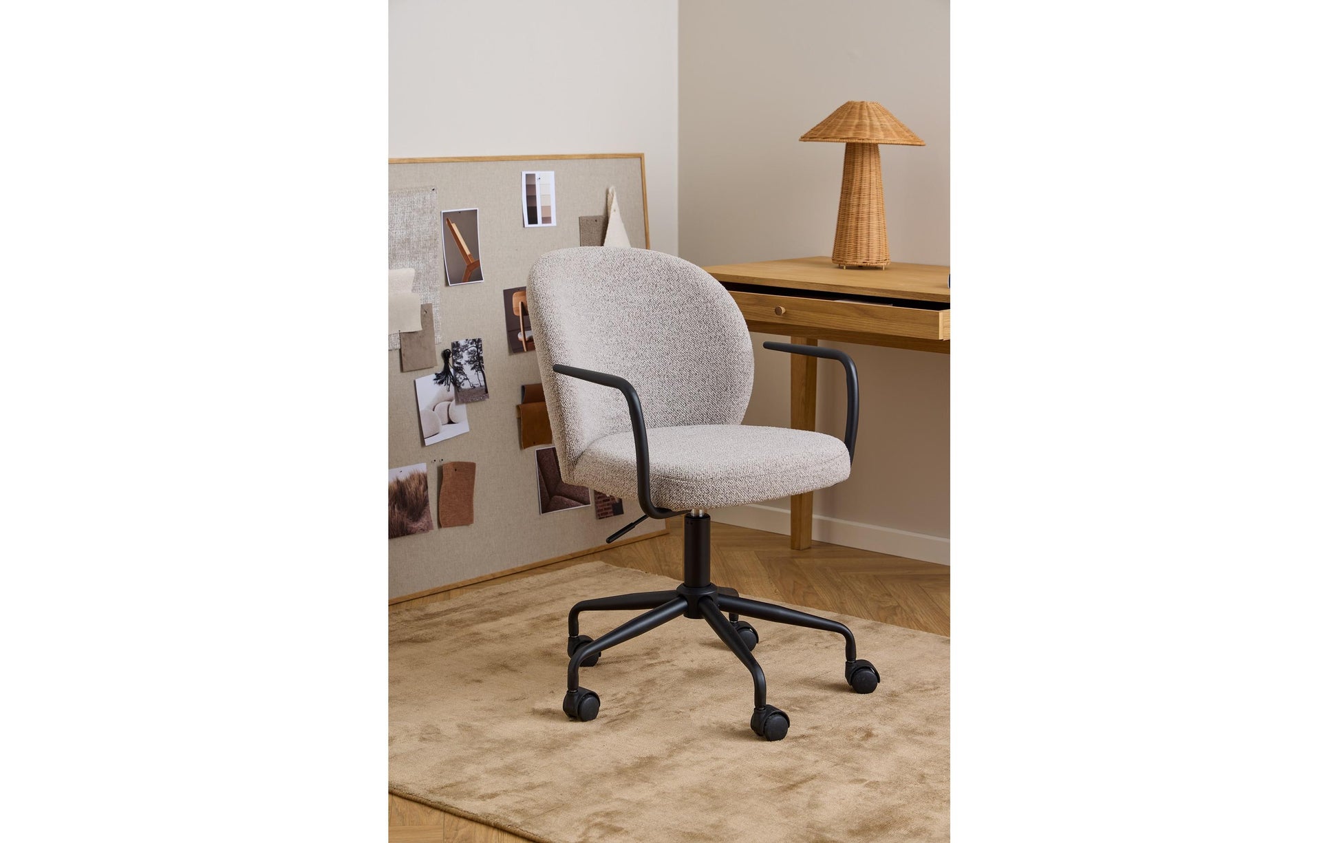 Actona AC Design Bürostuhl Patricia – Stoffbezug, Metallfuss, Beige