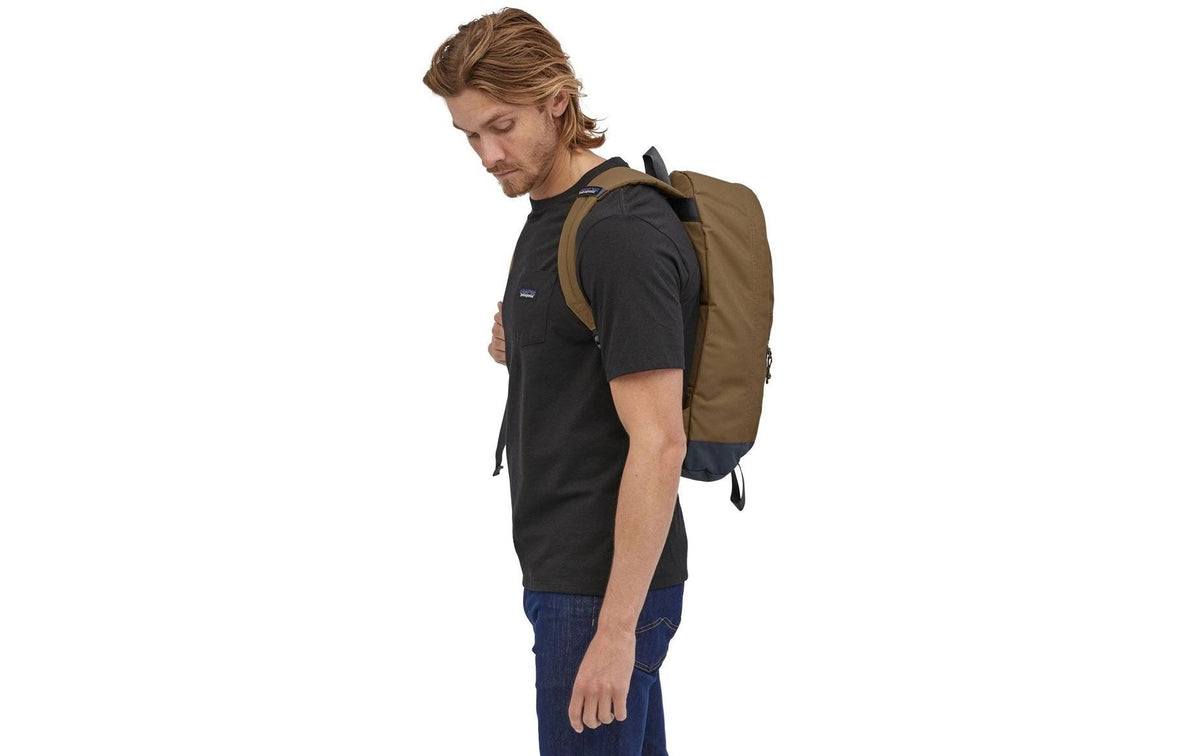 Patagonia City-Rucksack Arbor – 20 l, rPET-Polyester – Braun