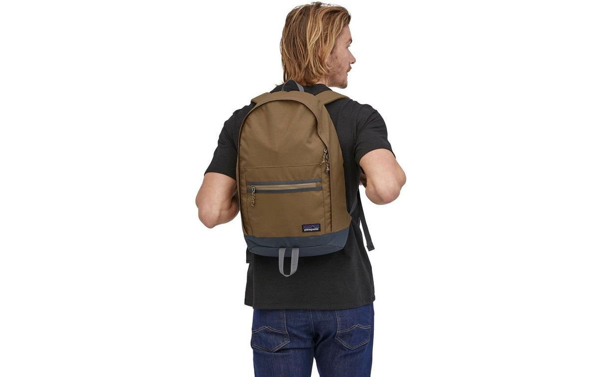 Patagonia City-Rucksack Arbor – 20 l, rPET-Polyester – Braun