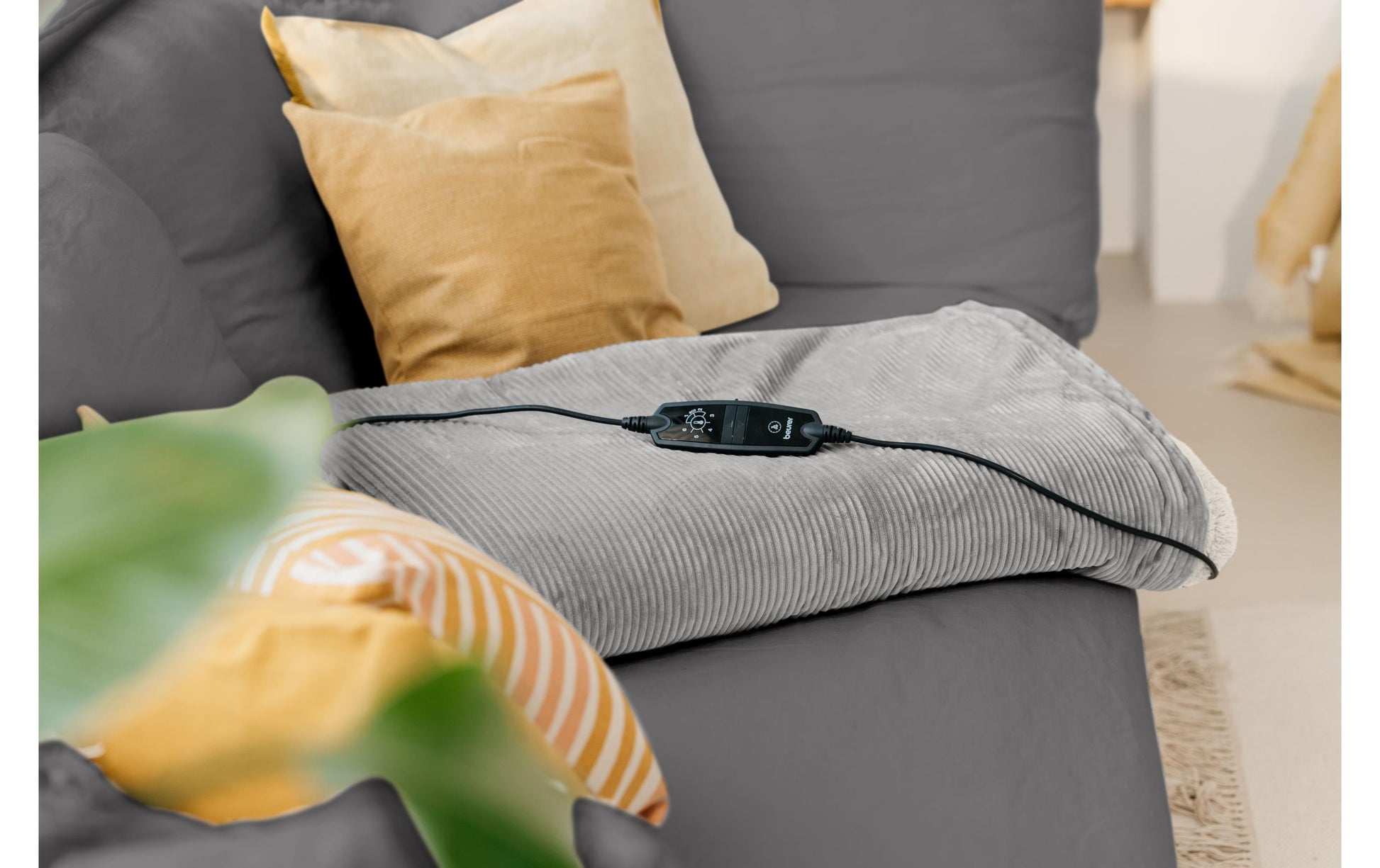 Beurer Wohndecke – Cord, Grau – 130 × 180 cm – OEKO-TEX Standard 100