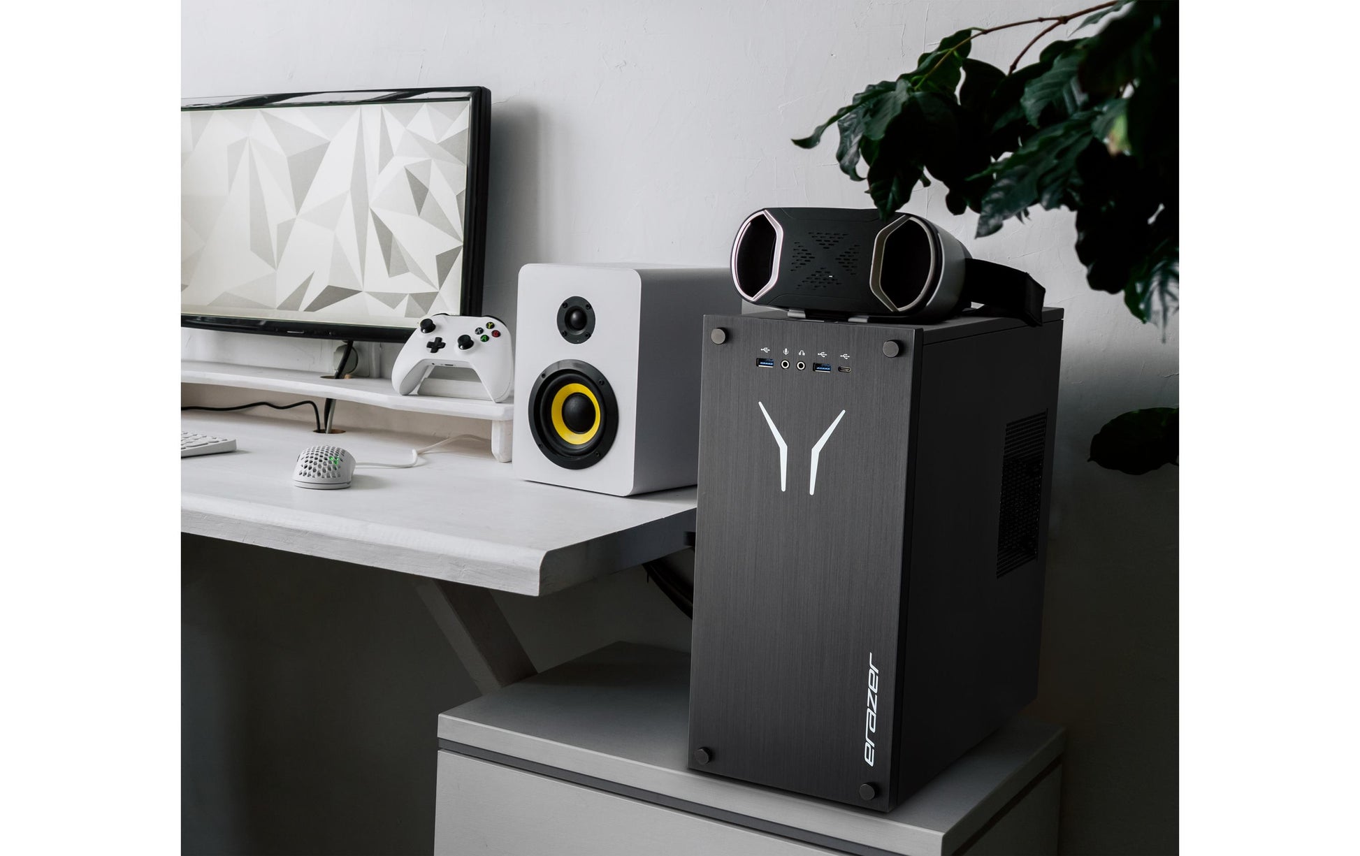 Erazer Recon E30 Tower – Intel Core i5-14400, 16 GB RAM, 1 TB SSD, NVIDIA RTX 5050 8 GB, Windows 11 Home