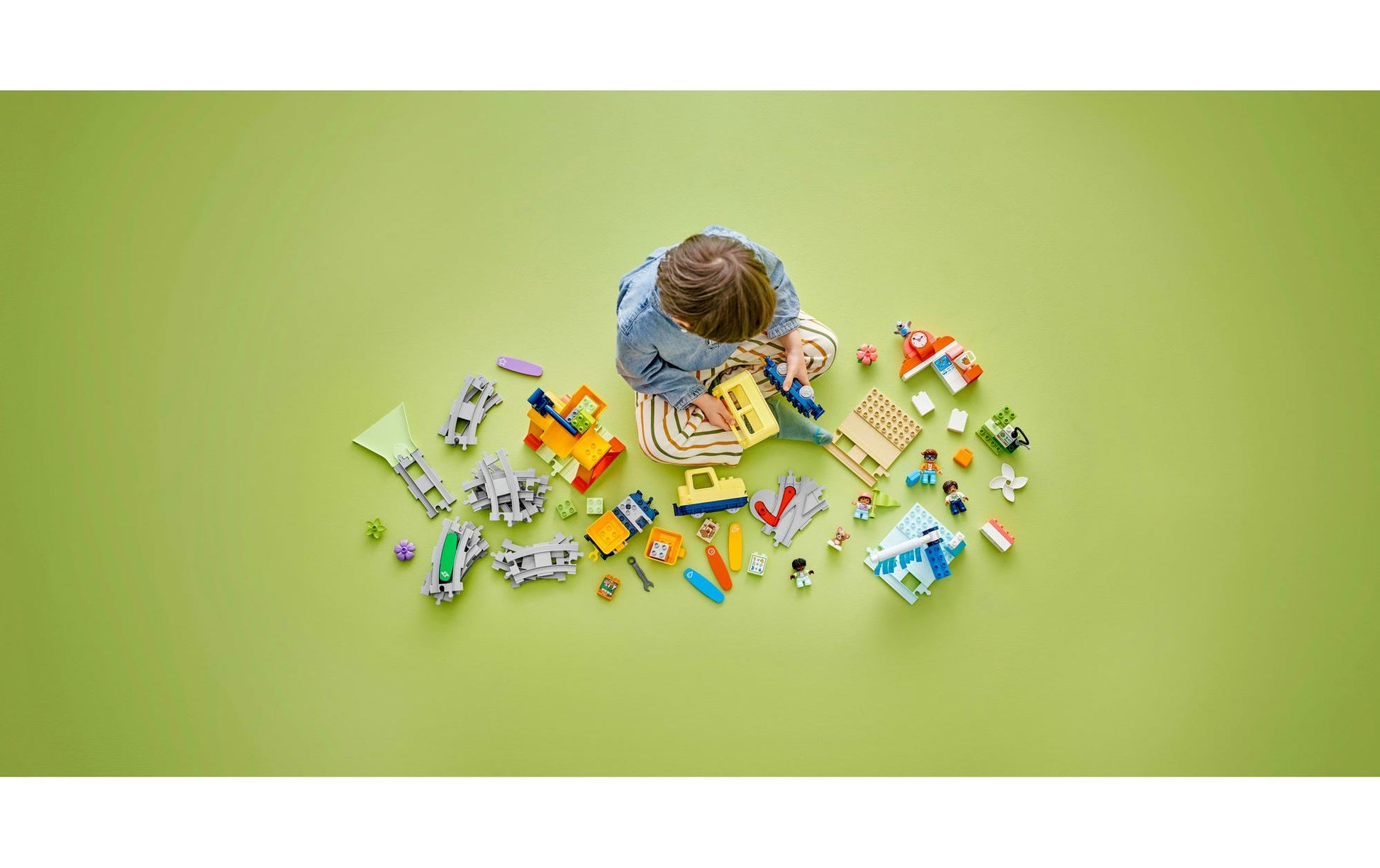 LEGO DUPLO Grosse interaktive Eisenbahn – 103-teilig – 48 × 12,4 × 52,3 cm – ab 3 J.