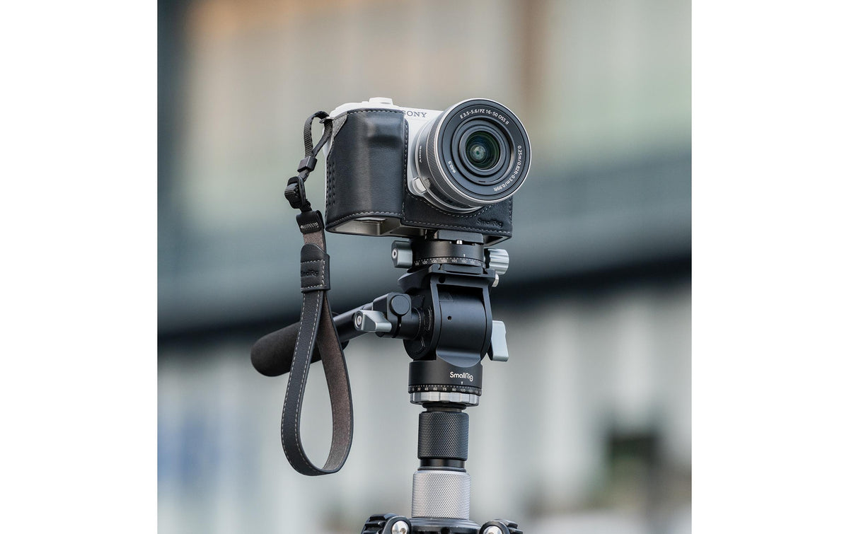 SmallRig 4777 Lederhüllen-Kit Gehäuse – Leder, Aluminium, Mikrofaser – für Sony ZV-E10 II – Schwarz