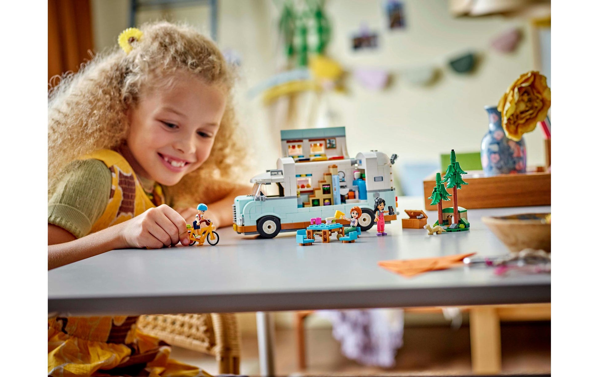 LEGO Friends Wohnmobil – 778-teilig – ab 7 Jahren – 28,2 × 6,1 × 45,6 cm