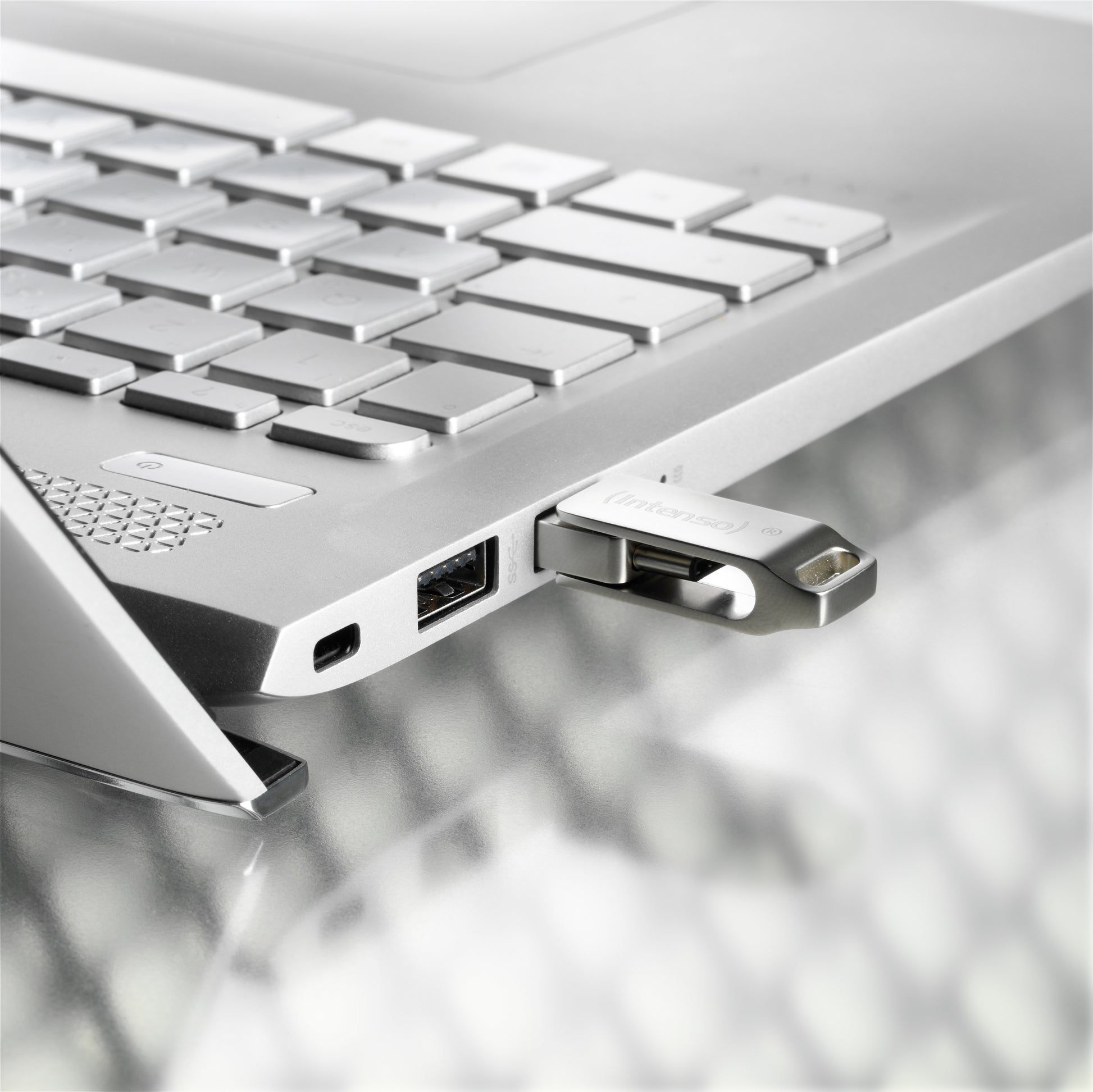 Intenso cMobile Line 128 GB – USB-Stick (USB-A/USB-C), USB 3.2 Gen 1, 70 MB/s, Metall, Silber