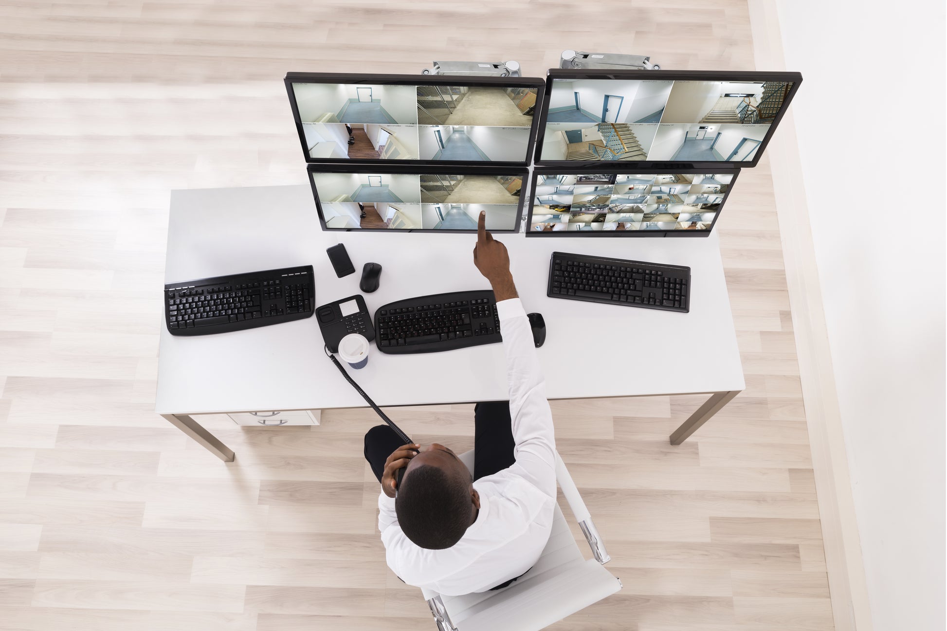 Ergotron LX Dual Stacking Arm – Monitorarm, Dual, Hohe Säule, Schwarz, Poliert
