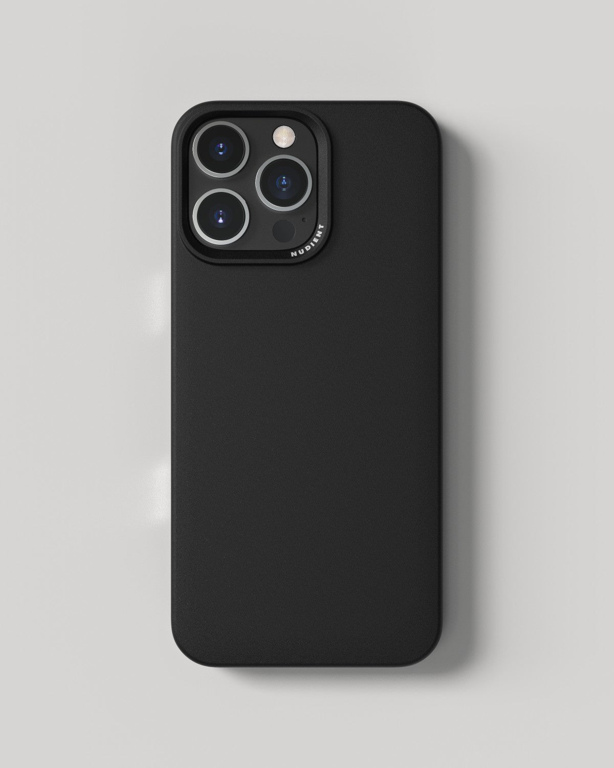 NUDIENT Thin Backcover – für Apple iPhone 16 Pro Max, MagSafe, Kunststoff, Schwarz