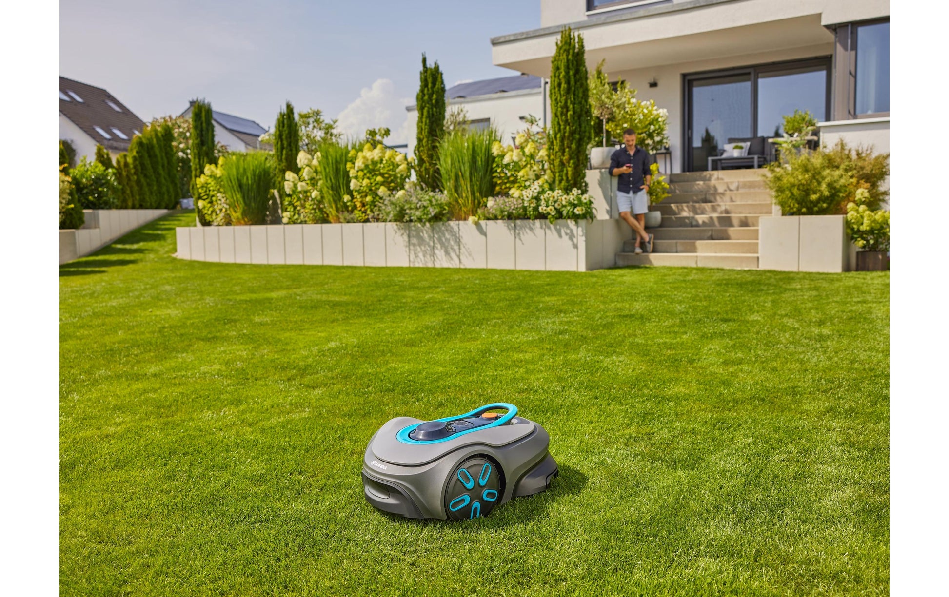 Gardena SILENO free 1200 – Mähroboter – 1'200 m², 22 cm Schnittbreite, 25–55 mm Schnitthöhe
