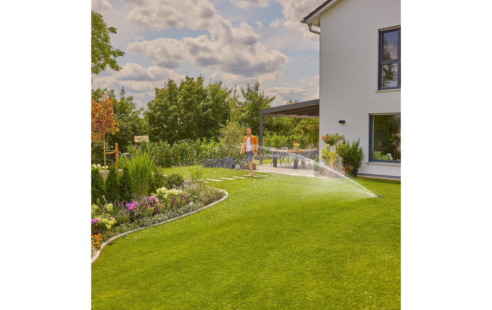 Gardena Bewässerungssystem AquaPrecise – 320 m², Sprühbereich 2,5–10 m, Schwarz
