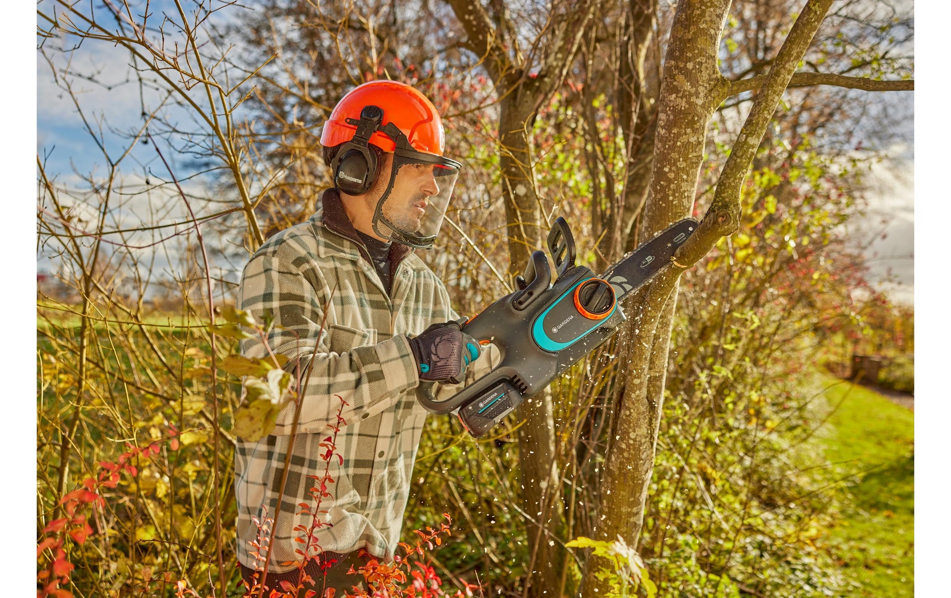 Gardena Akku-Kettensäge – 18 V – Schwertlänge 250 mm – Solo – POWER FOR ALL