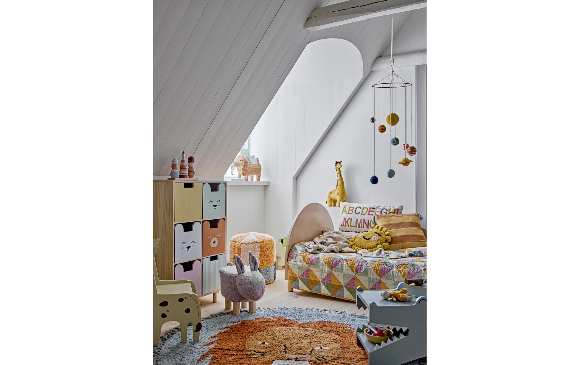 Bloomingville Kinderstuhl Ibber Giraffe 82062599 – 34 × 45 × 62 cm – MDF & Eisen – Grau