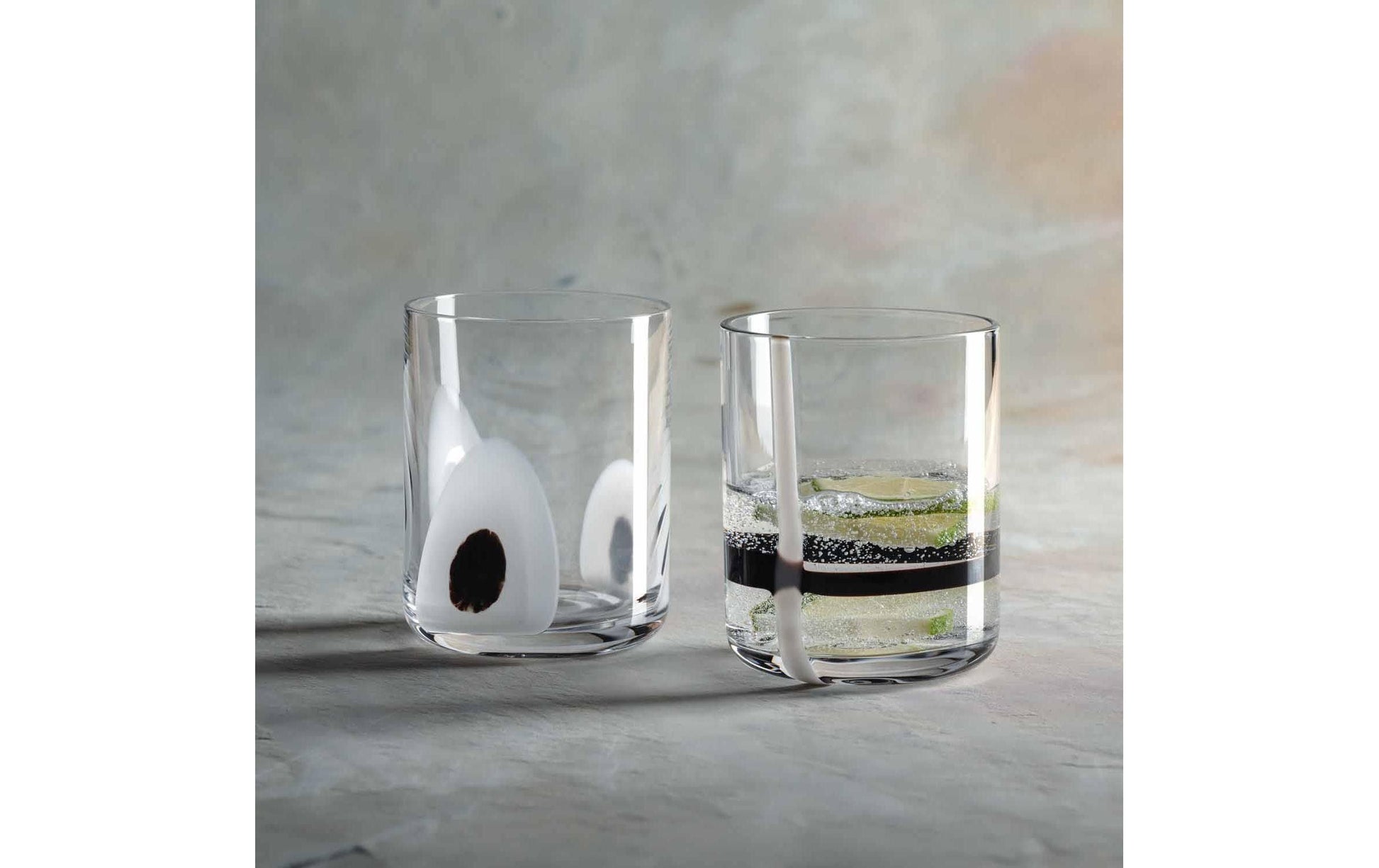 LEONARDO Trinkglas – 0,30 l, Glas, Schwarz, Transparent, spülmaschinenbeständig, 2 Stück