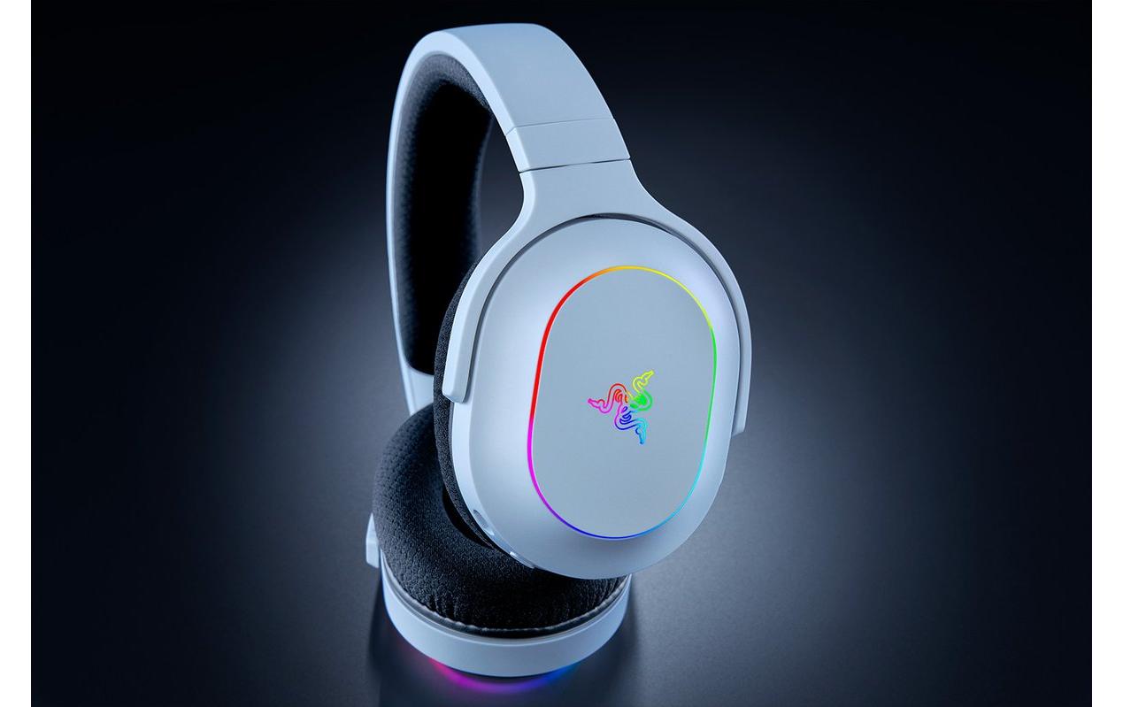 Razer Barracuda X Chroma Gaming-Headset – Over-Ear, Stereo, BT, mit USB-C-Dongle, Weiss