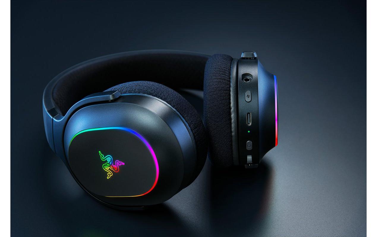 Razer Barracuda X Chroma Gaming-Headset – Over-Ear, Stereo, BT, mit USB-C-Dongle, Schwarz, BT 5.2
