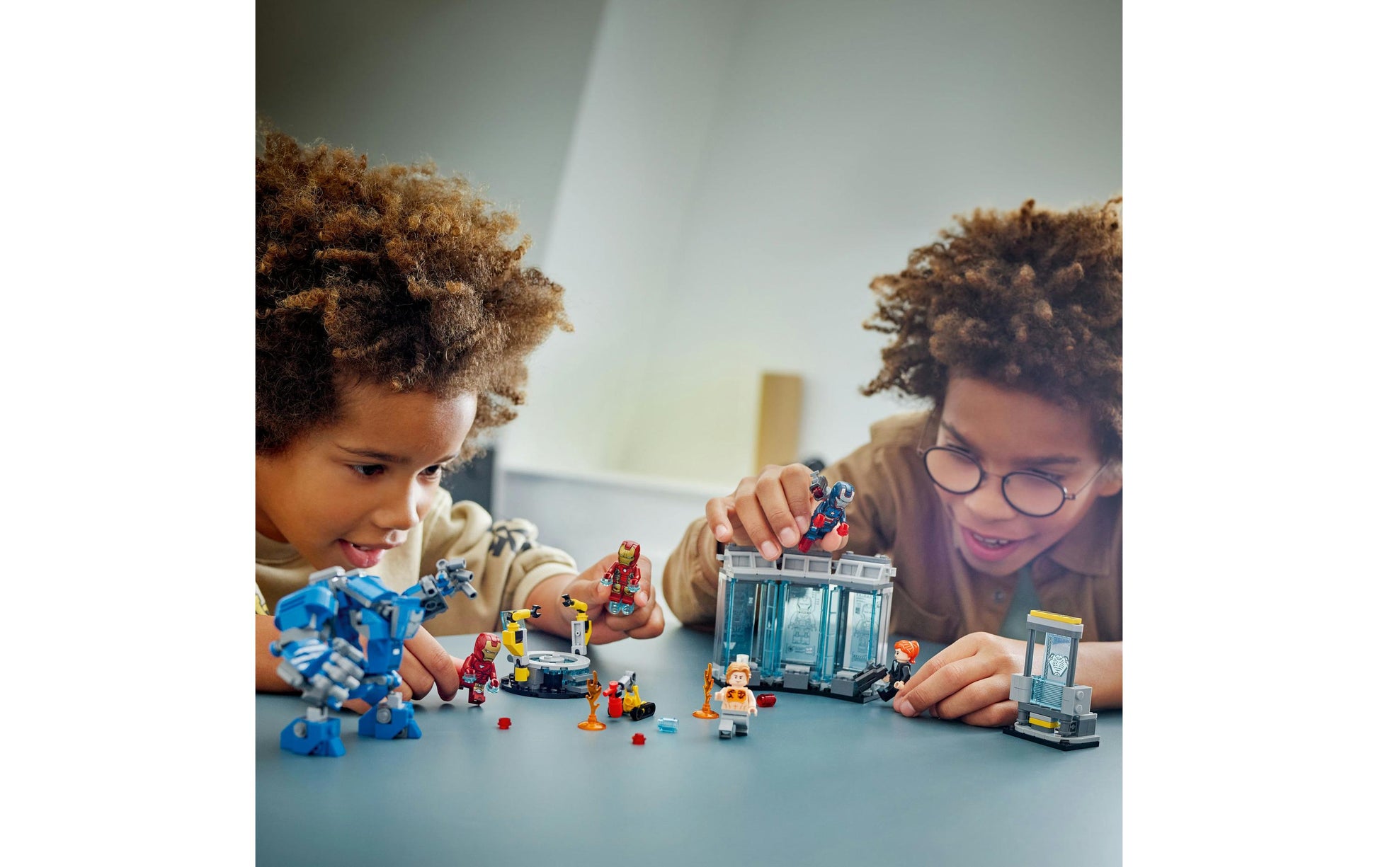 LEGO 3D Puzzle Halle der Rüstungen – Iron Man (Marvel) – 384-teilig – 22,2×6,2×26,2 cm – ab 8 J.