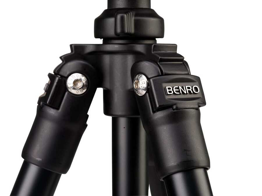 Benro Slim TSL08AN00 Dreibeinstativ – 146,3 cm – 4 kg Traglast – Kugelkopf, Schnellwechselplatte – Schwarz