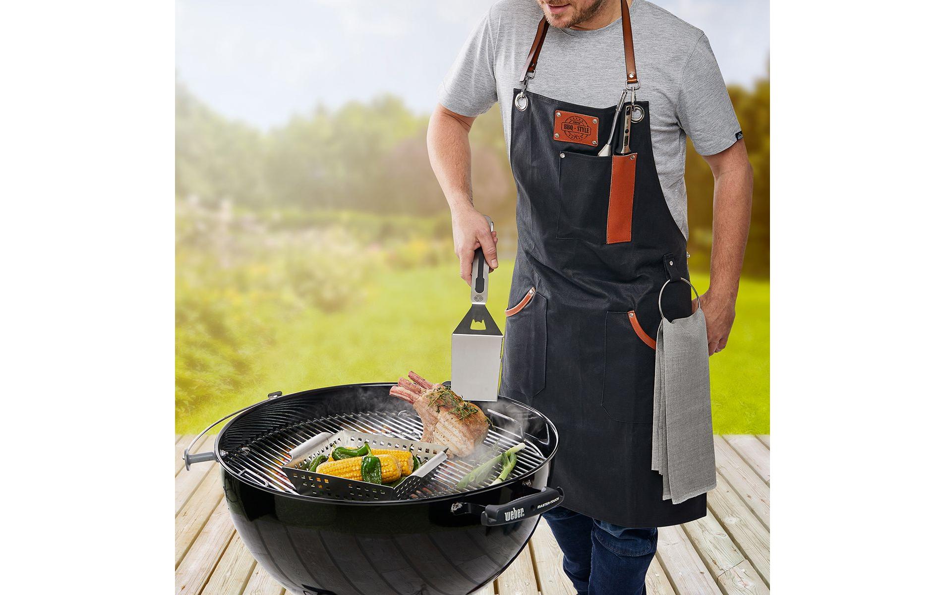 GEFU Schürze zum Grillieren – Baumwolle/Aluminium/Leder/Edelstahl, 65×90 cm – Schwarz, mit 2 Taschen