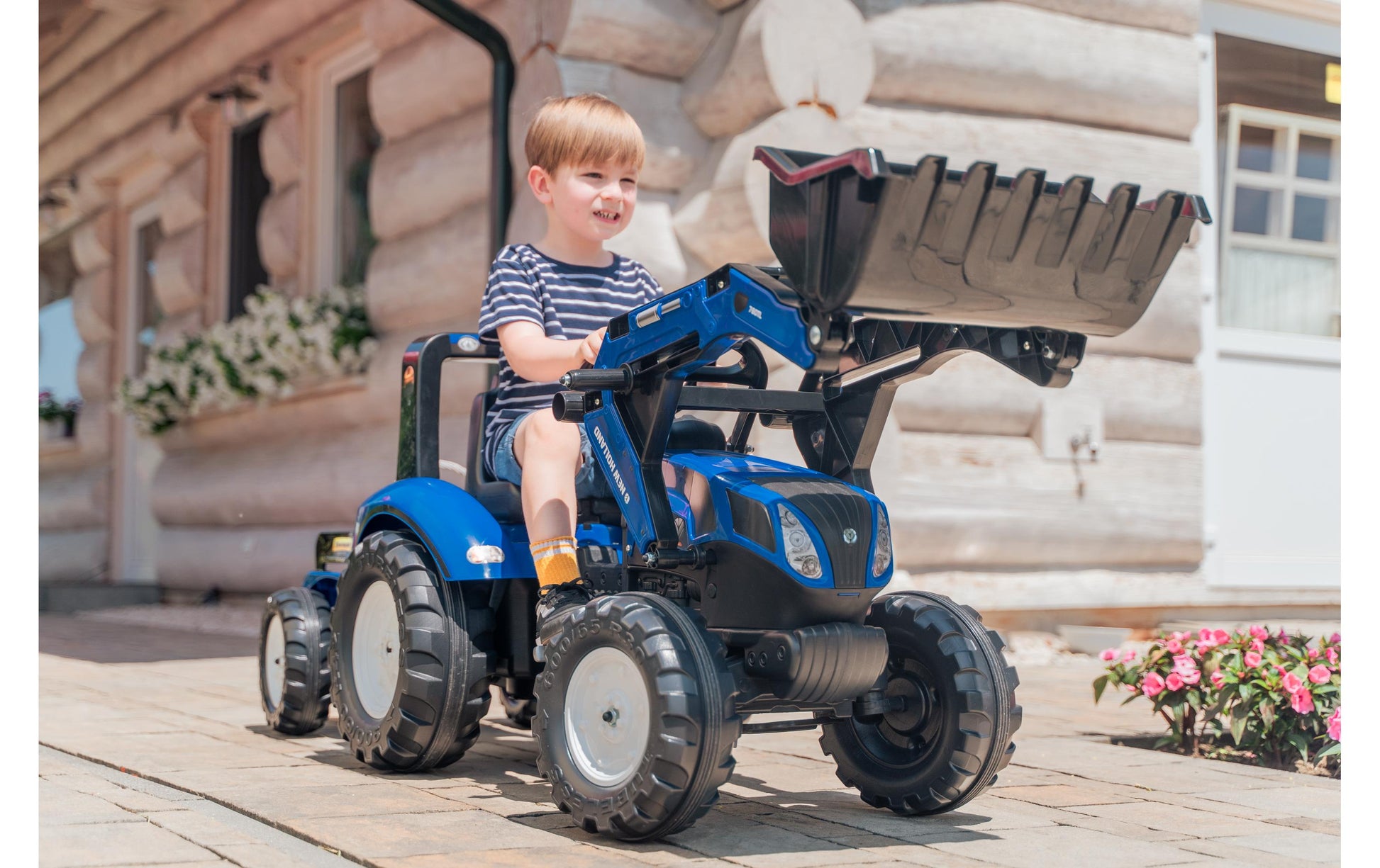 Falk Aufsitztraktor New Holland – mit Anhängerkupplung, bis 50 kg – 54 × 66 × 195 cm – ab 3 J. – Kunststoff