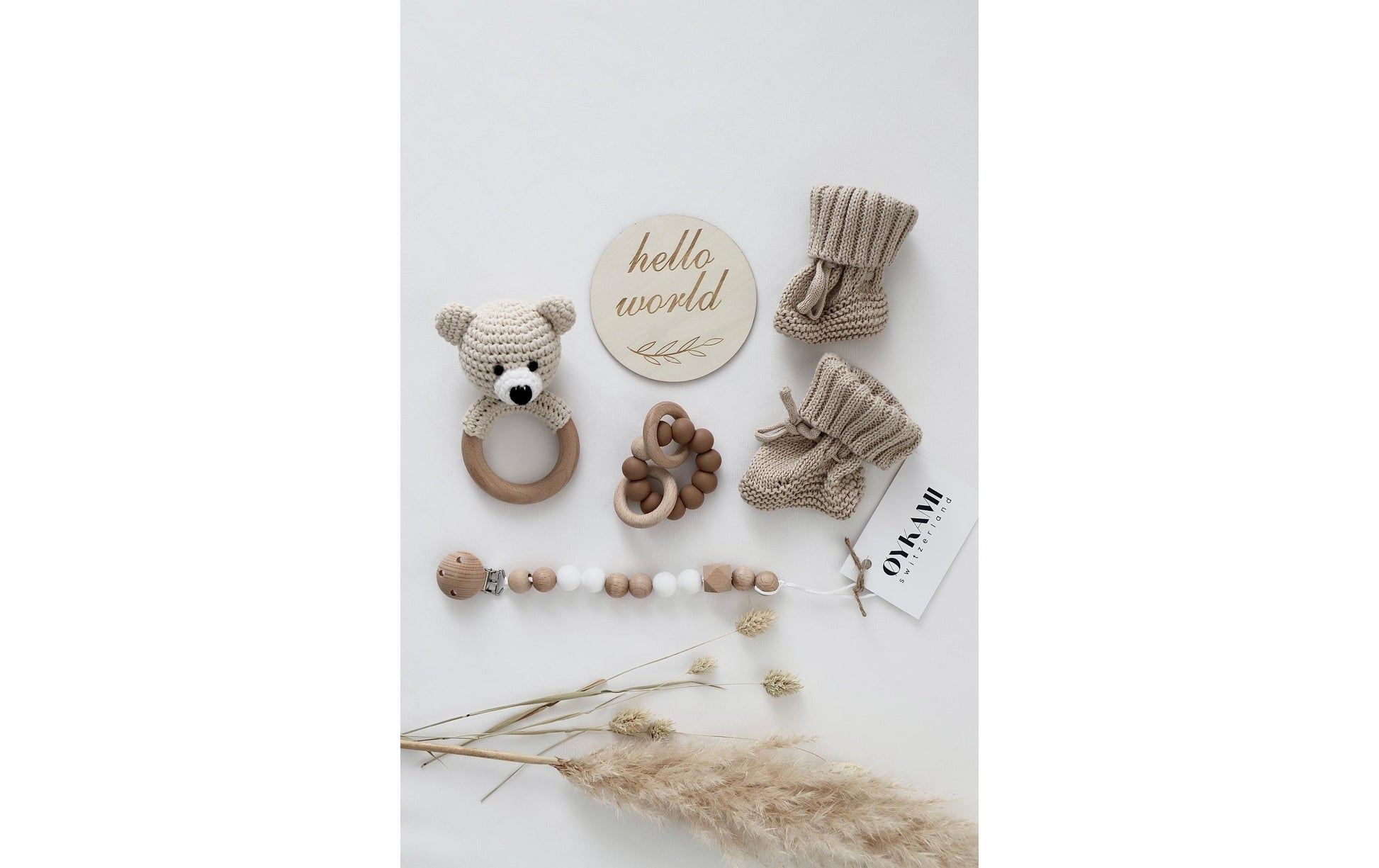 OYKAMI Geschenkbox Phoenix – Holz, mit Beissring und Schnullerkette – ab 0 M.
