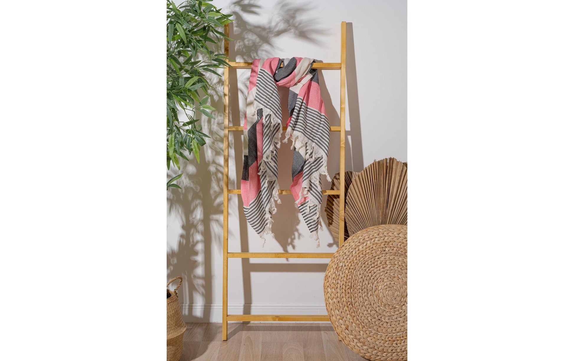 Foutastic Strandtuch Color – 100 × 180 cm, Mehrfarbig/Pink, 100% Baumwolle