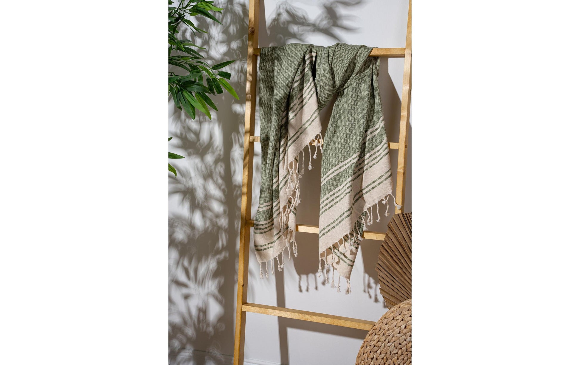 Foutastic Strandtuch New Diamond – 90 × 170 cm, Dunkelgrün/Beige, 60% Baumwolle/40% Polyester