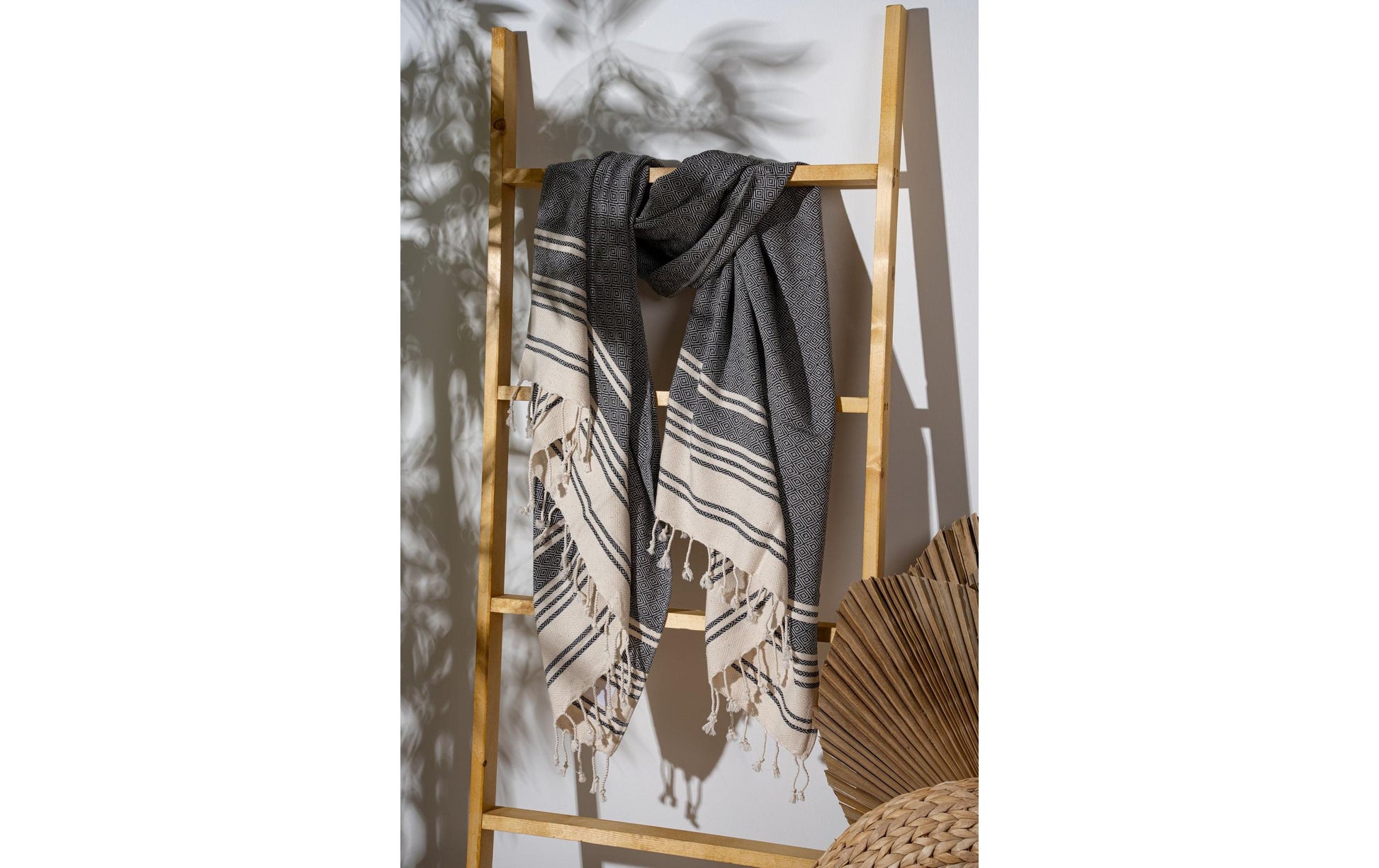 Foutastic Strandtuch New Diamond – 90 × 170 cm, Beige/Schwarz, 60% Baumwolle/40% Polyester