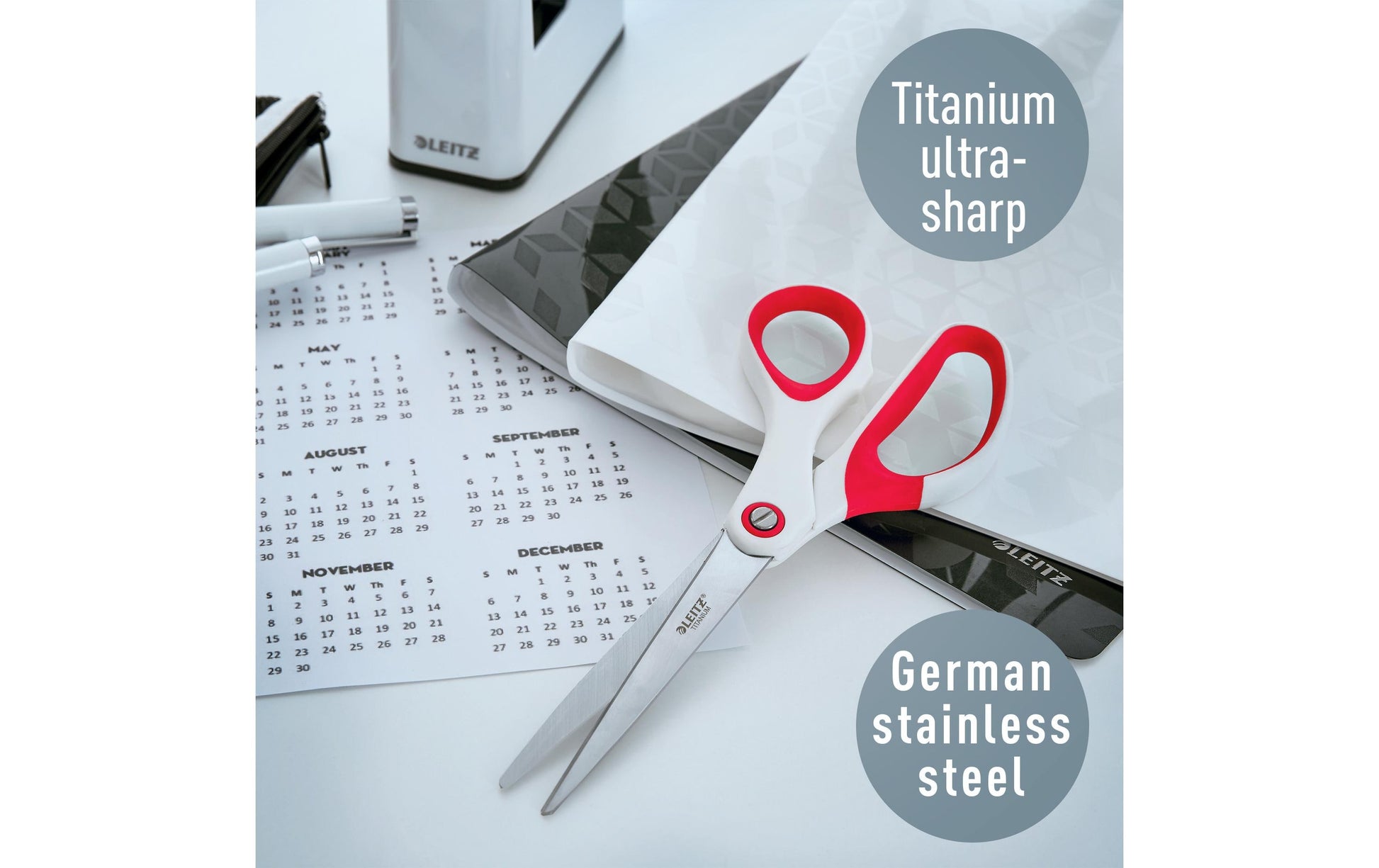 Leitz WOW Schere 20,5 cm, für Rechtshänder – Edelstahl, titanbeschichtet, ergonomischer Griff, Rot/Weiss