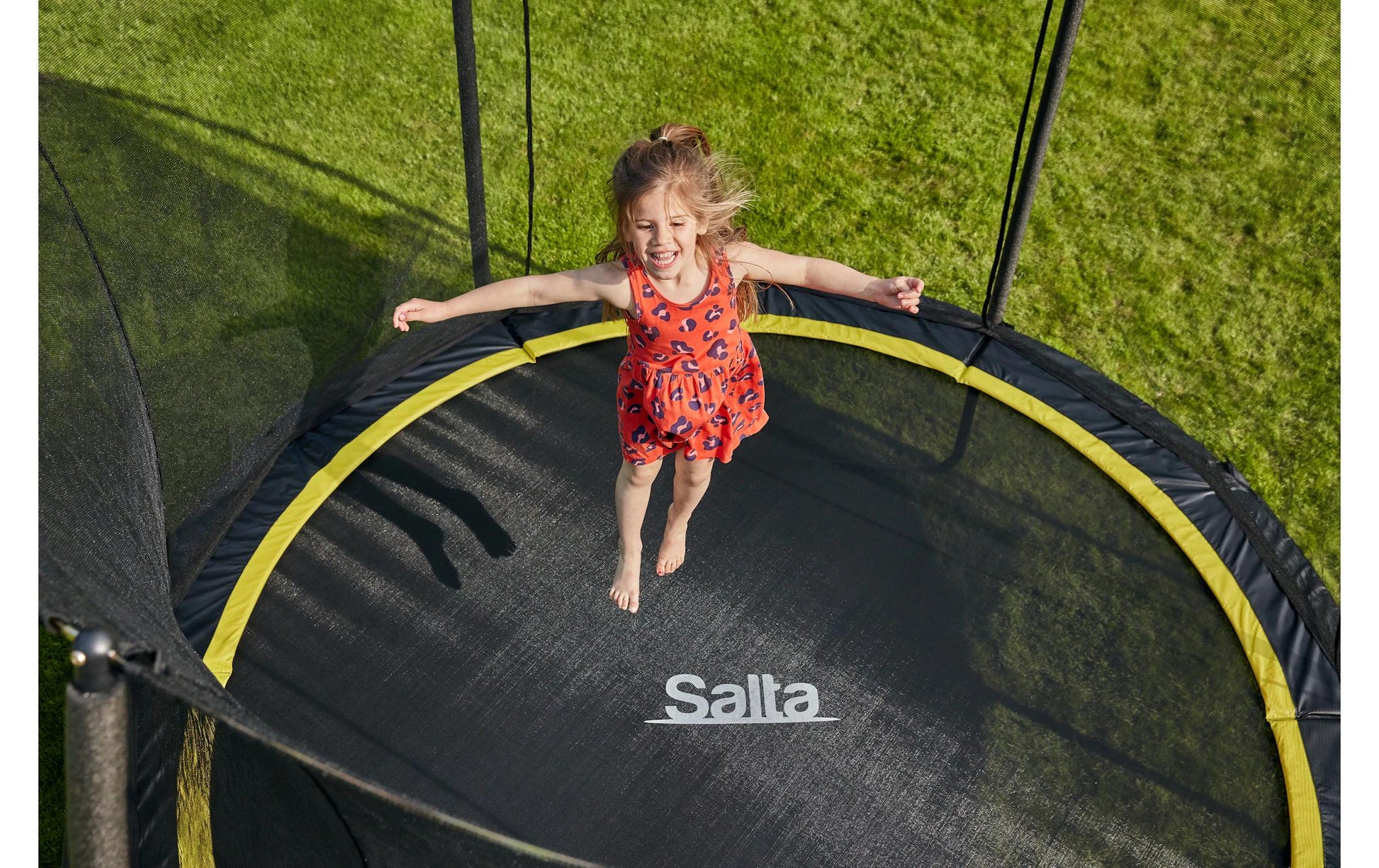 Salta Trampolin über der Erde – rund – Ø 153 cm – max. 50 kg, 30 Federn – ab 5 Jahren – Stahl, schwarz – CE, TÜV