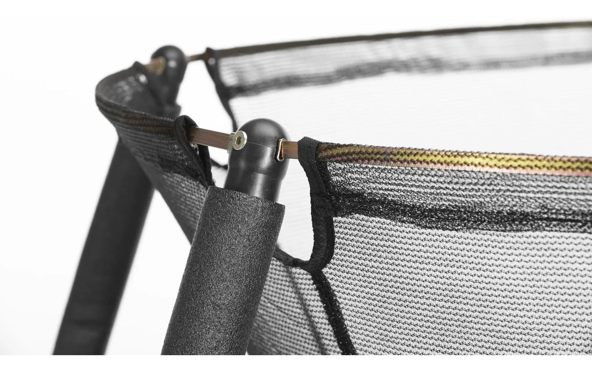 Salta Trampolin über der Erde – rund – Ø 153 cm – max. 50 kg, 30 Federn – ab 5 Jahren – Stahl, schwarz – CE, TÜV