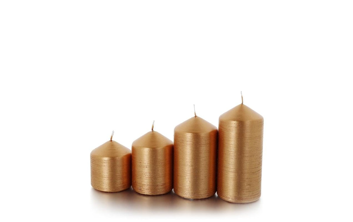 Balthasar Weihnachtskerze – Ø 6 × 12 cm – 44 h – 4-teilig, gold