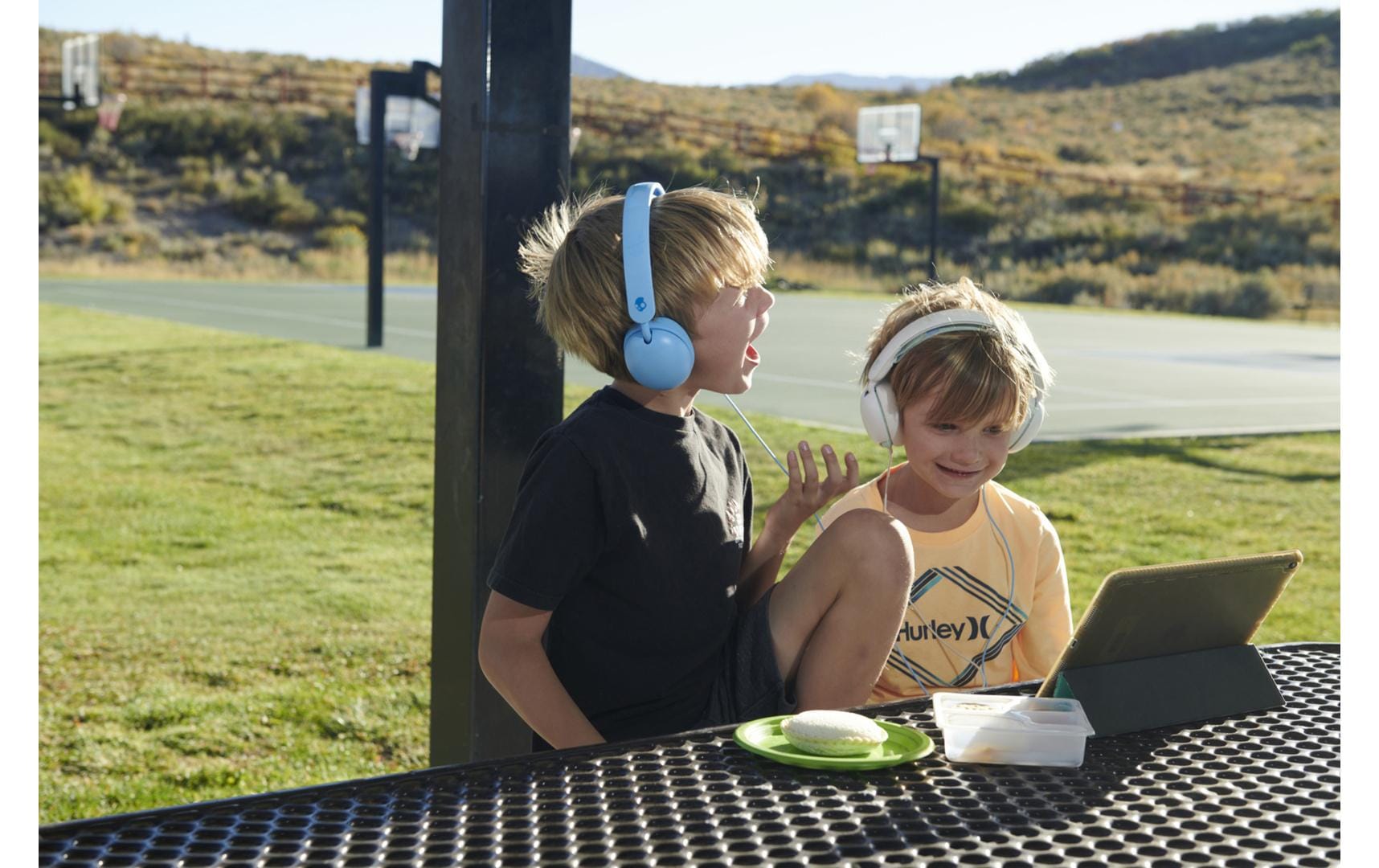 Skullcandy Groom Kids Kinderkopfhörer – Over-Ear, Kabelgebunden, 3,5 mm Klinke, 85 dB Lautstärkebegrenzung, Weiss