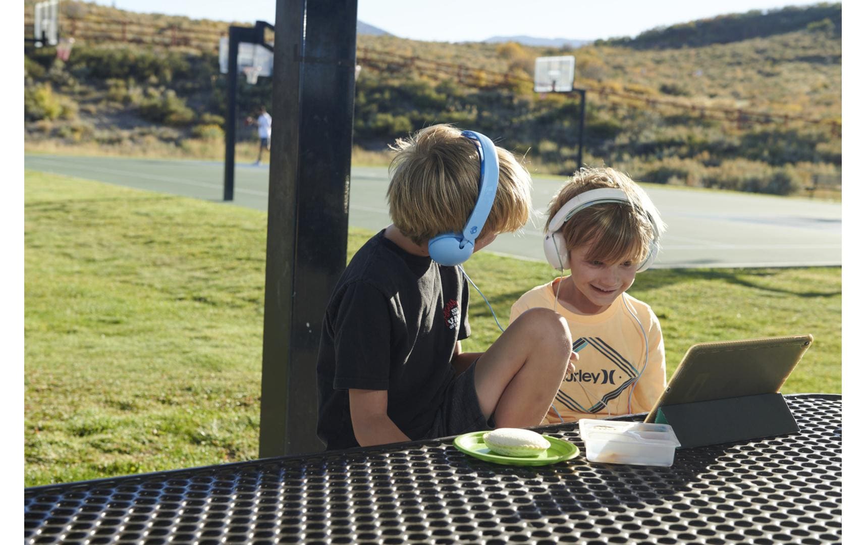 Skullcandy Groom Kids Kinderkopfhörer – Over-Ear, Kabelgebunden, 3,5 mm Klinke, 85 dB Lautstärkebegrenzung, Weiss