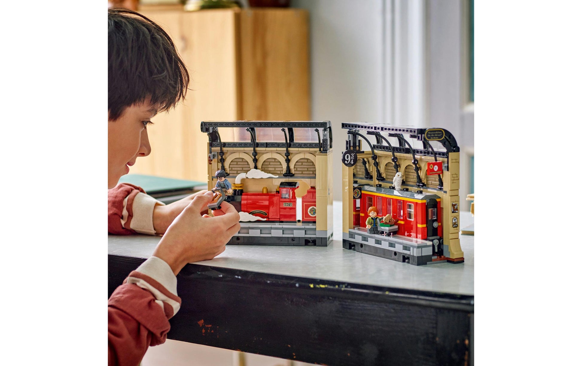 LEGO Hogwarts Express Buchstütze – 832-teilig – 28,2 × 8,8 × 45,6 cm – ab 10 J.