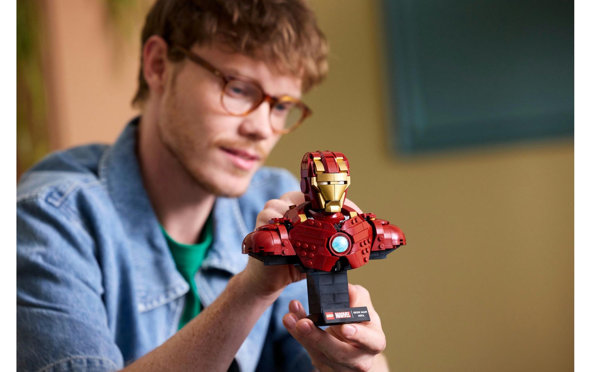 LEGO 76327 Iron Man MK4 3D Puzzle – 436 Teile – 26,2×6,2×22,2 cm – ab 18 Jahren – Marvel